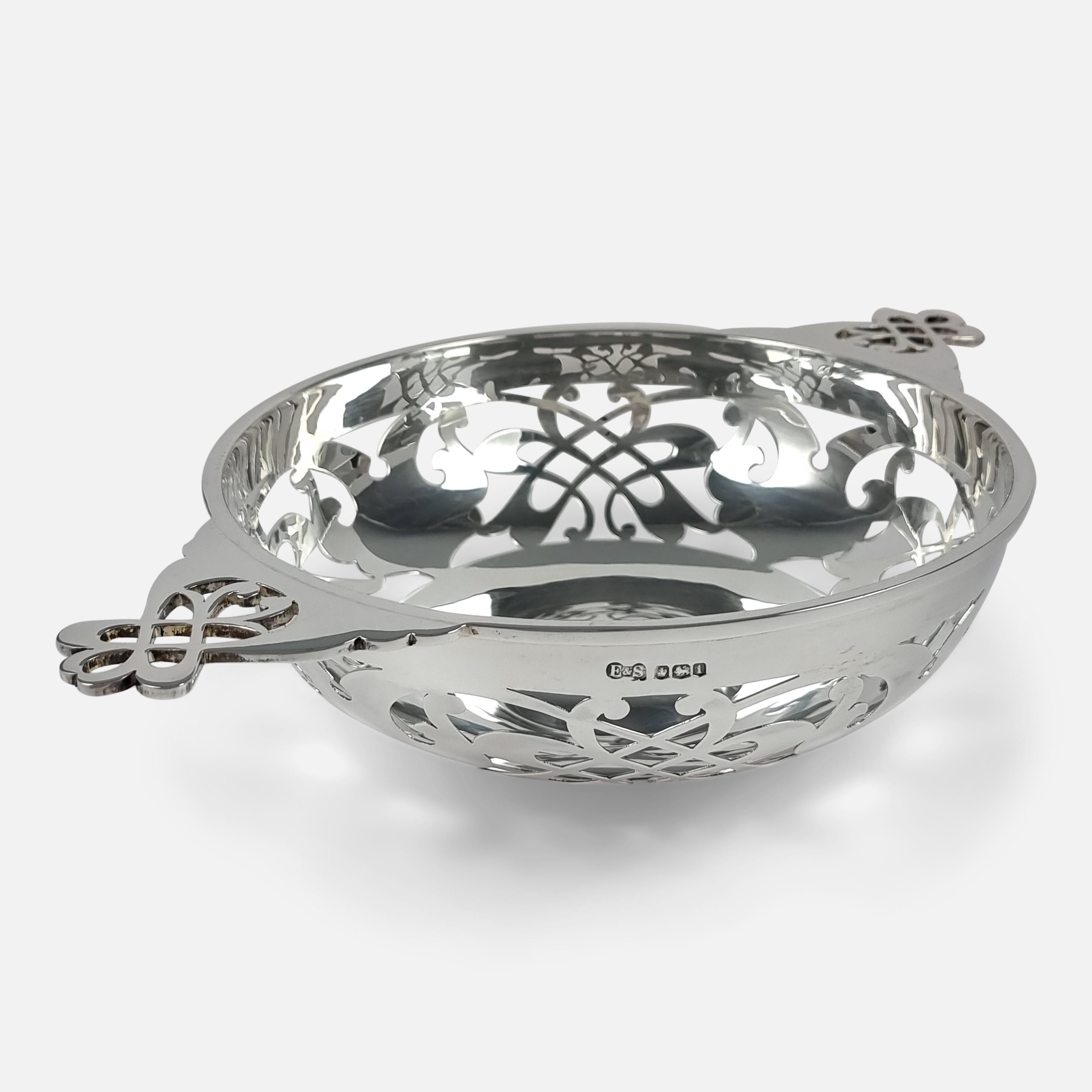 British Sterling Silver Pierced Quaich, Edward & Sons, 1926 For Sale