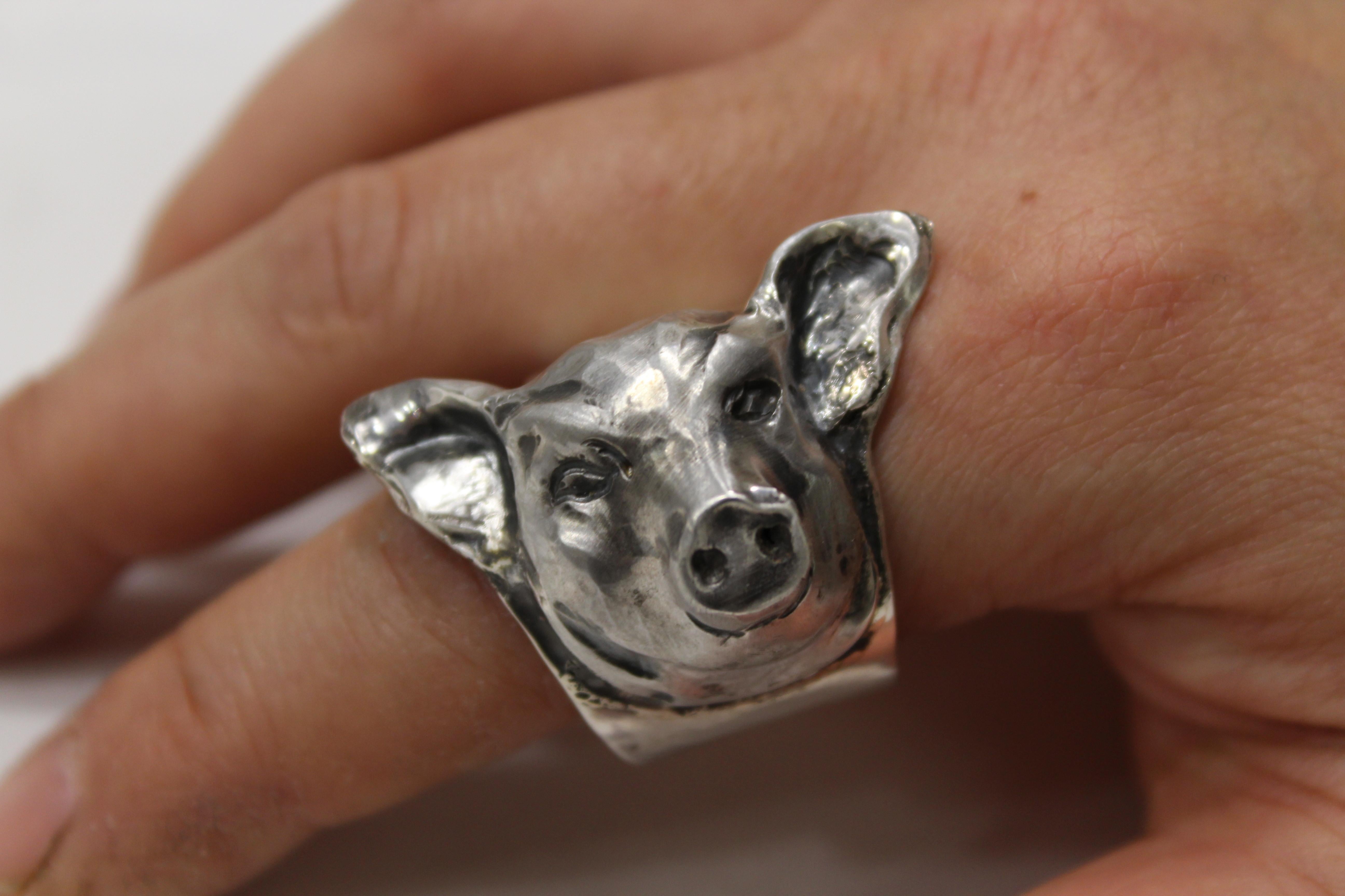Sterling Silver, Piggy Ring, Handcrafted, Italy In New Condition For Sale In Firenze, IT
