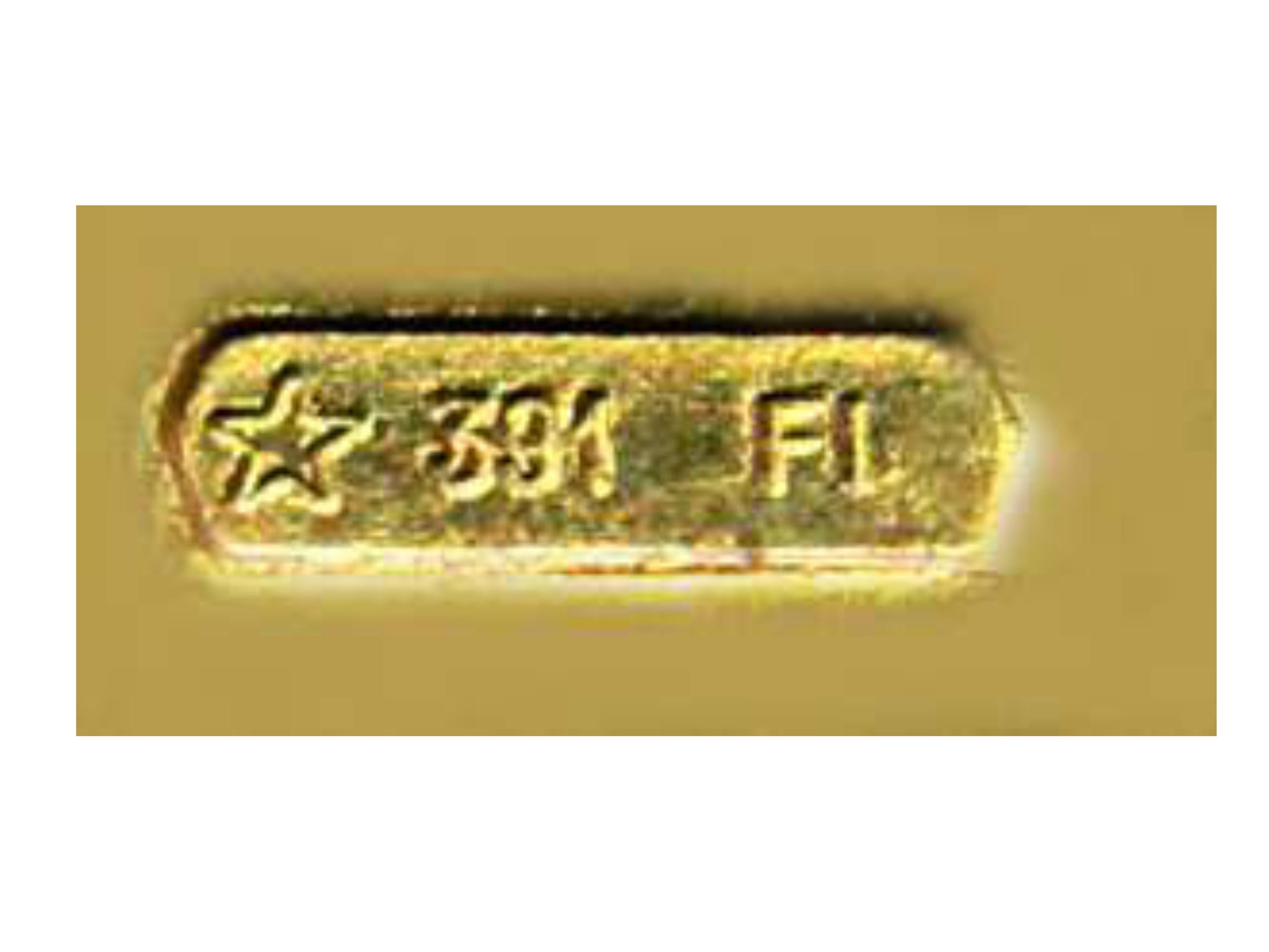 Gold Snuff Box or Pill Box Guilloche Enamel Floral Miniature, White and Blu Salimbeni