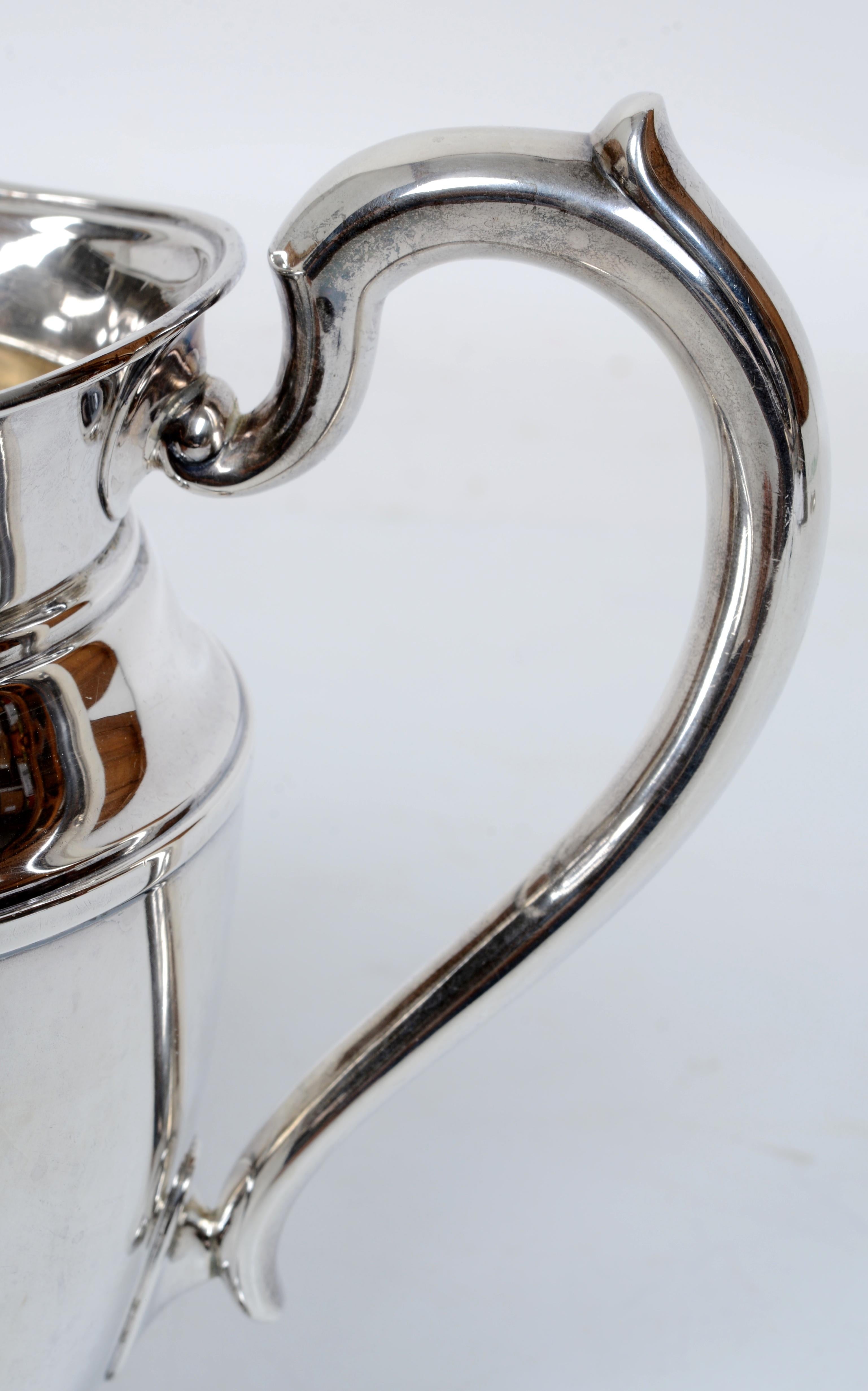 Georgiano Brocca in argento Sterling Forma Classica Helmut in vendita
