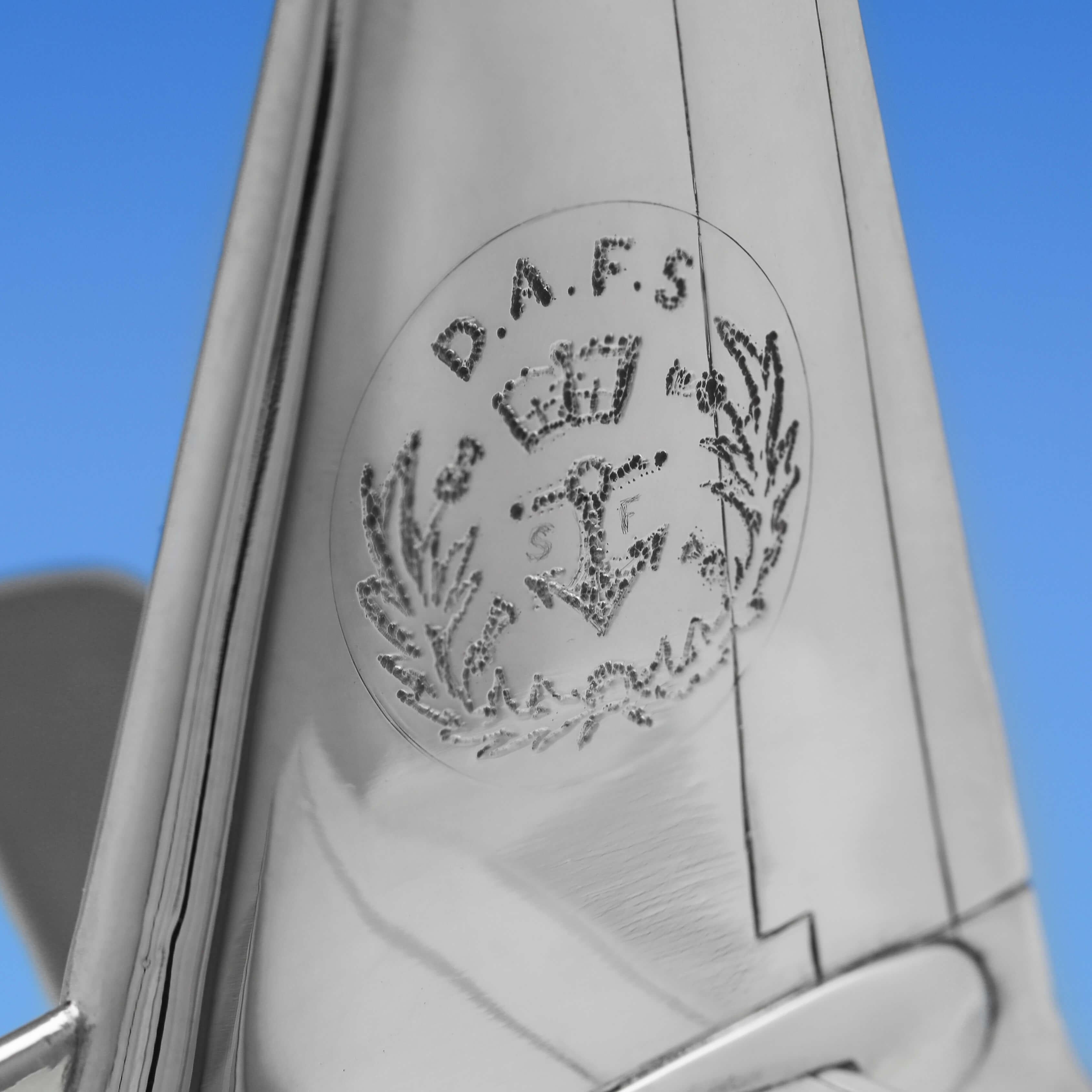 Fin du 20e siècle Planche de pêche écossaise en argent sterling Modèle Fokker F27-200 Poinçonné 1987 en vente