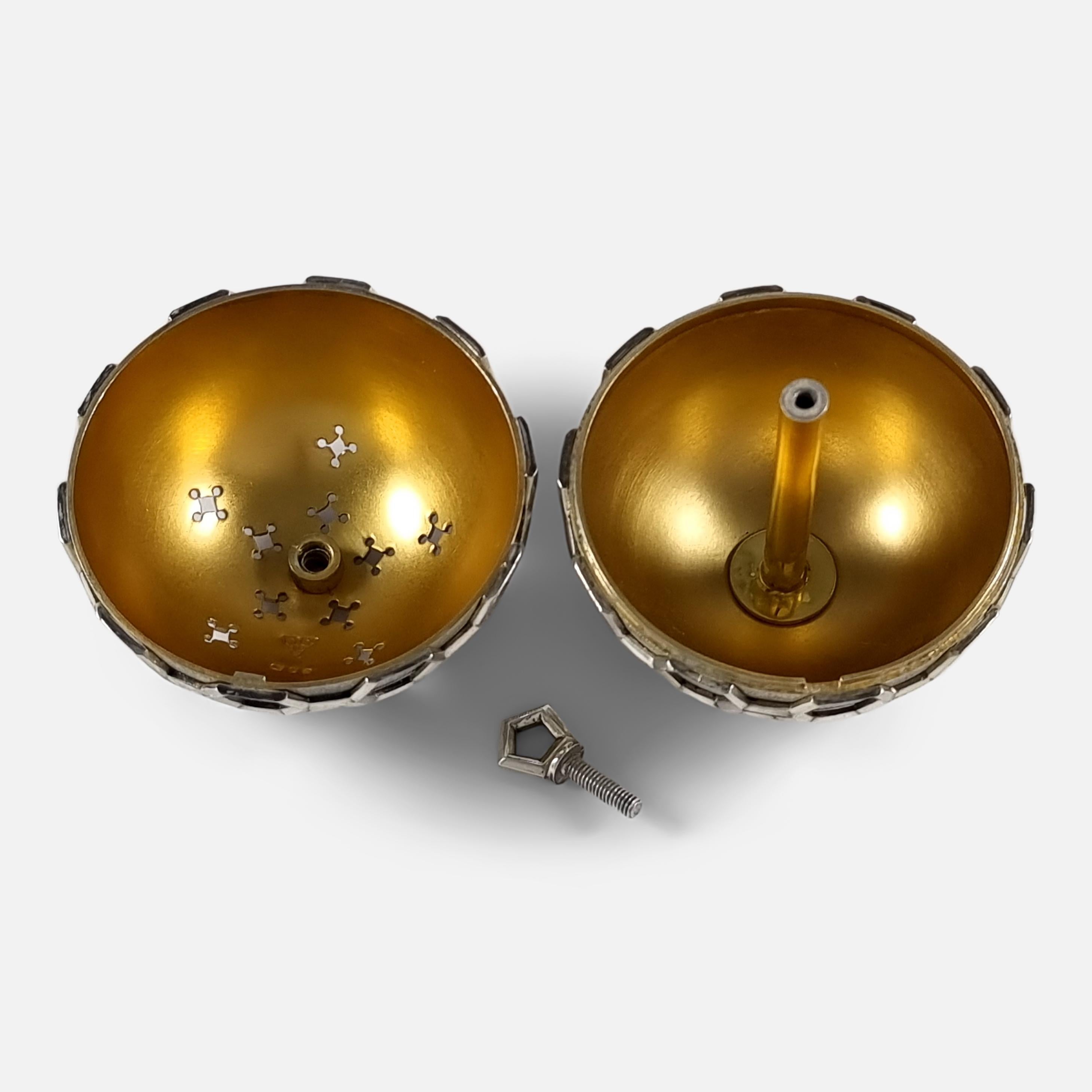 Sterling Silver Pomander, Garrard & Co, 1970 In Good Condition For Sale In Glasgow, GB