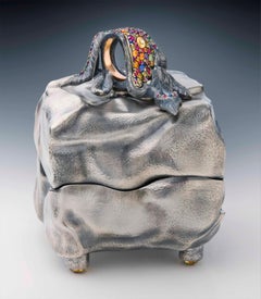 Sterling Silver Presentation Box with 18 Karat Gold Rainbow Wing Ring