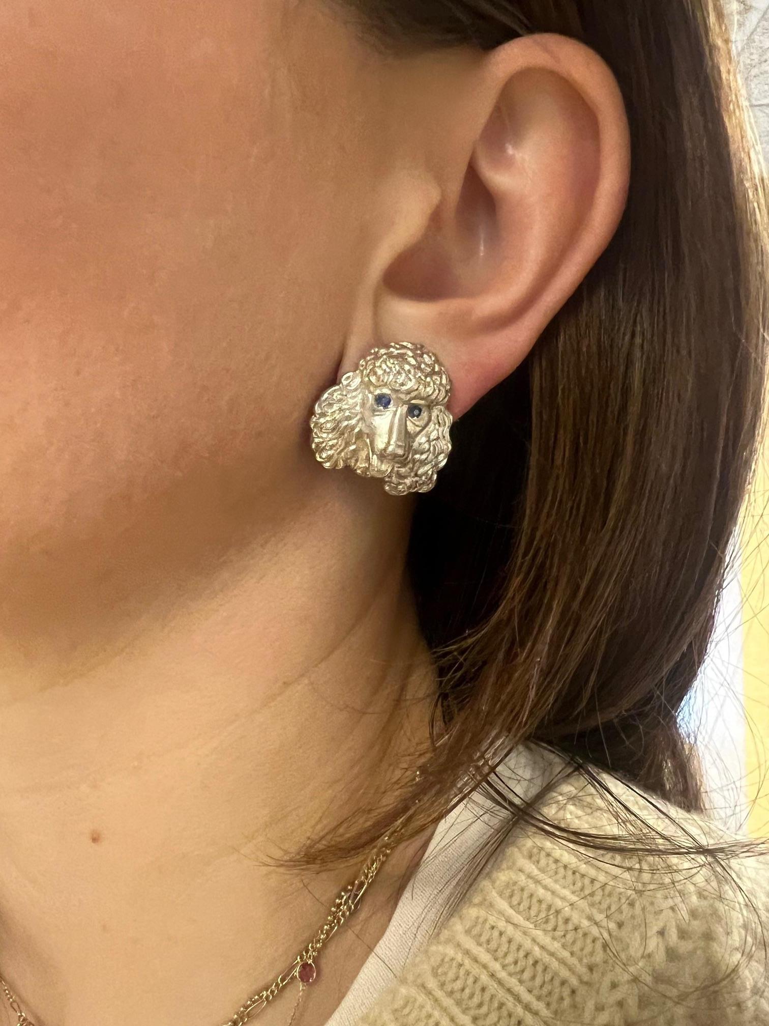 Orecchini per cani in argento sterling con zaffiri blu In condizioni Nuovo in vendita a New York, NY