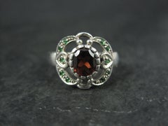Bague en argent sterling en grenat rouge et tsavorite Taille 5.5