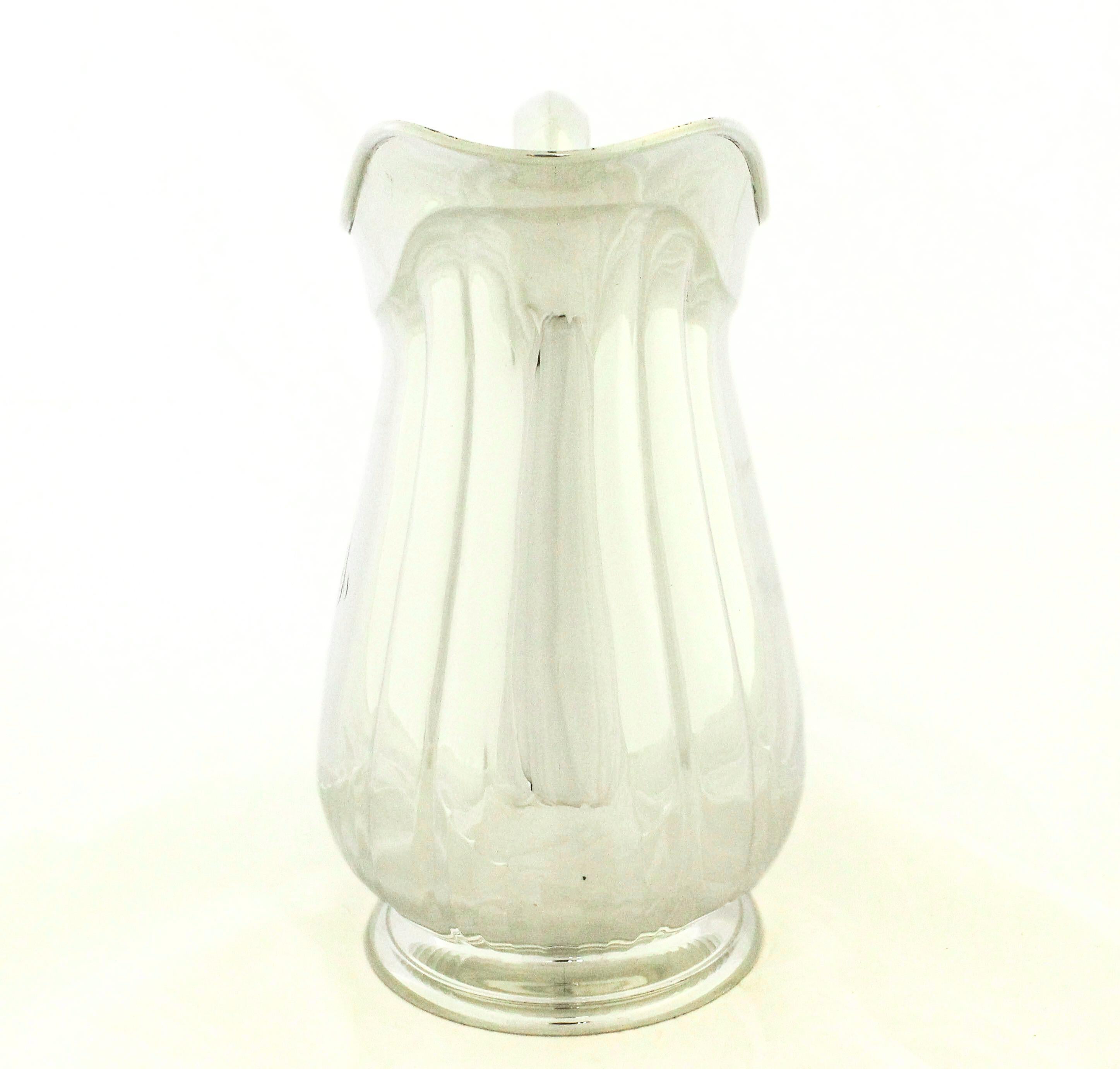 Sterling Silver Reed and Barton Water Pitcher (Mitte des 20. Jahrhunderts) im Angebot
