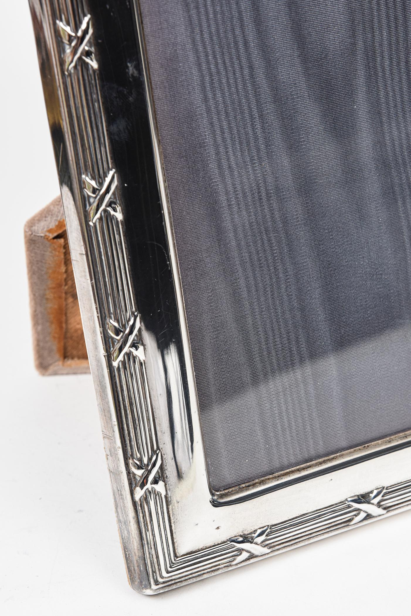 Sterling Silver Reed and Ribbon Rectangular Picture Frame by Carr In Good Condition In Miami Beach, FL