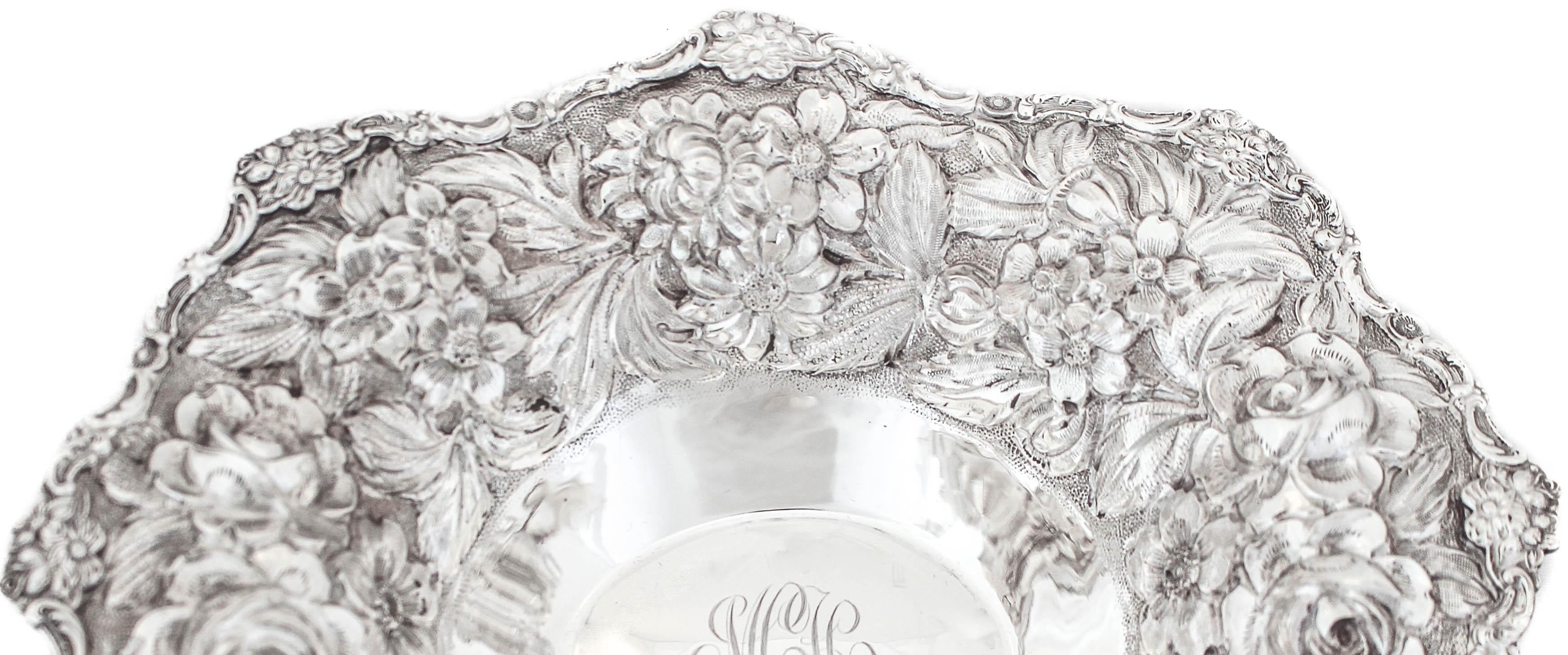 Sterling Silver Repousse Bowl In Excellent Condition For Sale In Brooklyn, NY