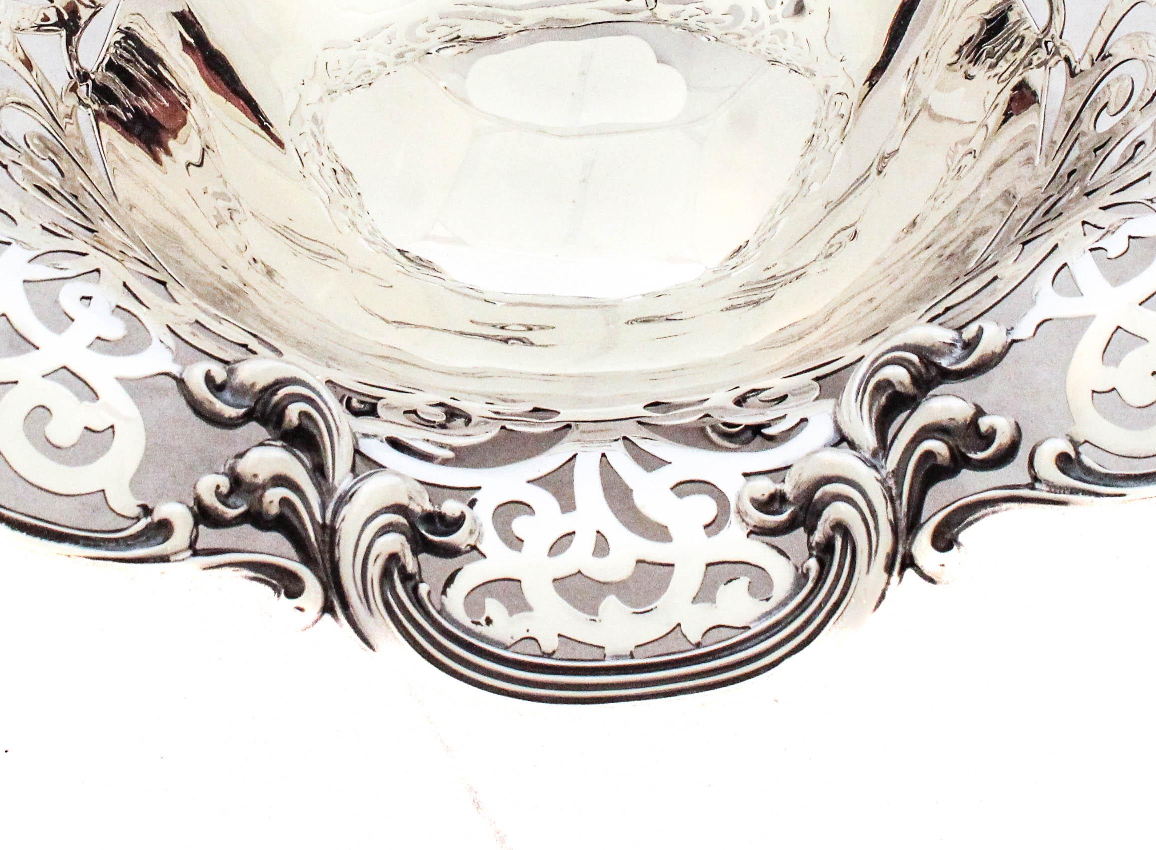 Cuenco reticulado de plata de ley Estadounidense en venta