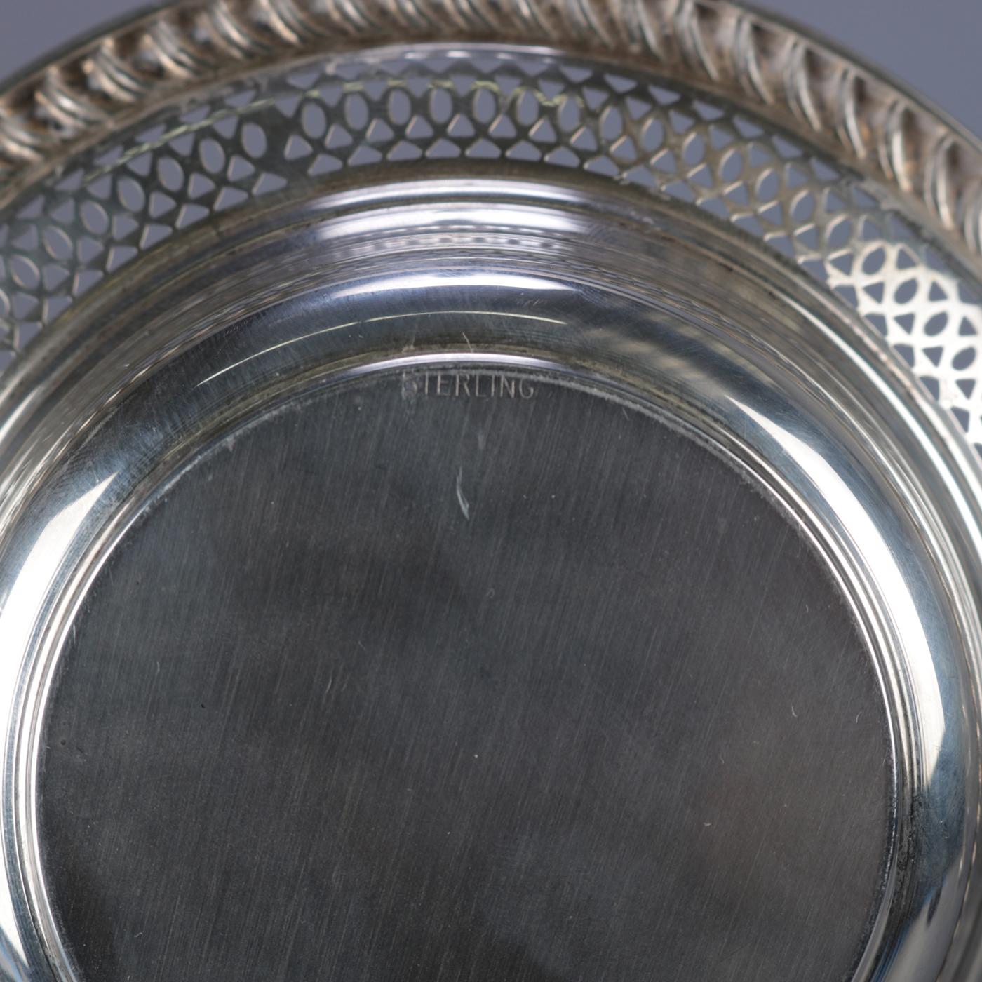 Sterling Silver Reticulated and Rope Twist Bowl, 20th Century In Good Condition In Big Flats, NY