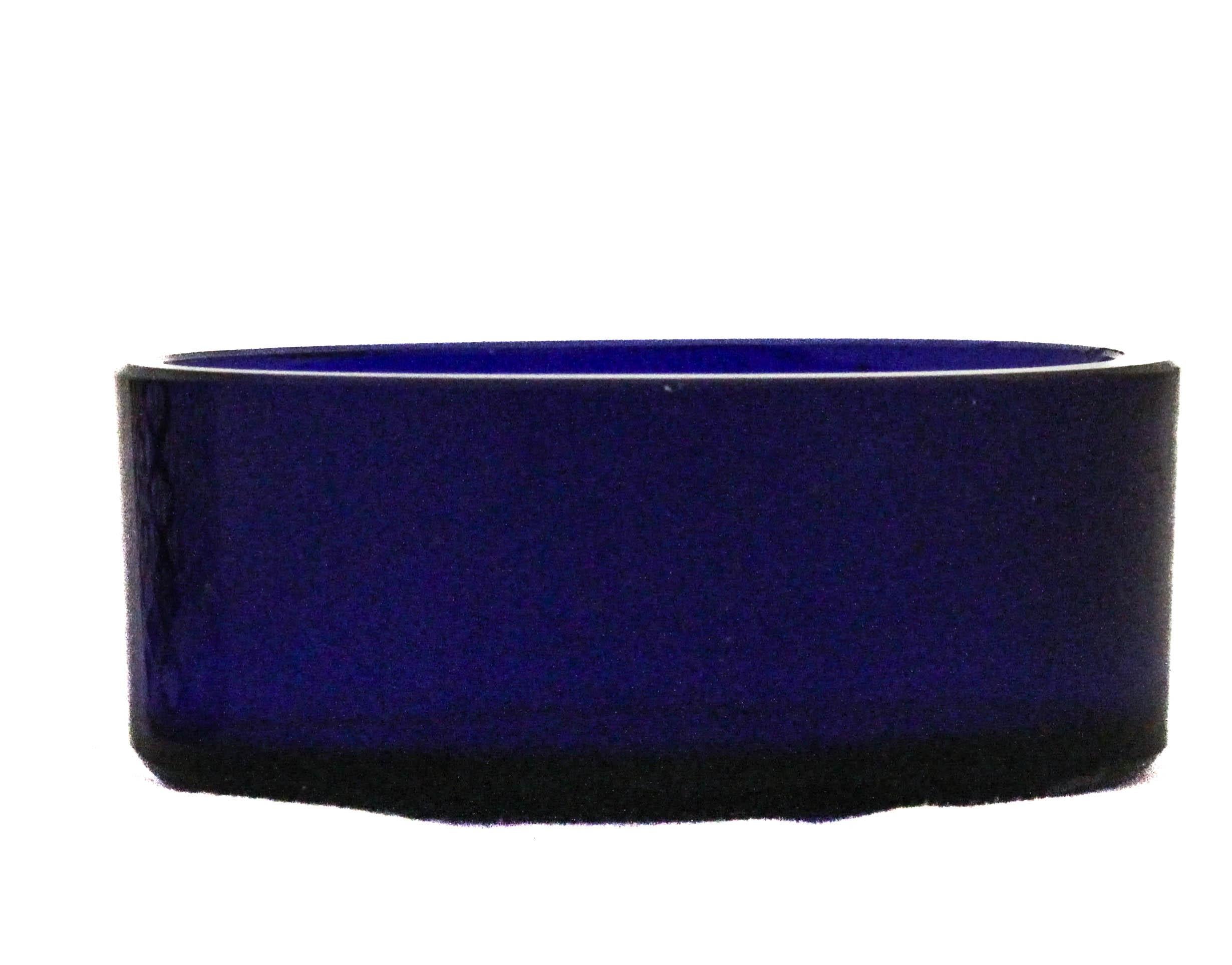 Early 20th Century Sterling Silver Reticulated Salt Cellar with Cobalt Liner For Sale