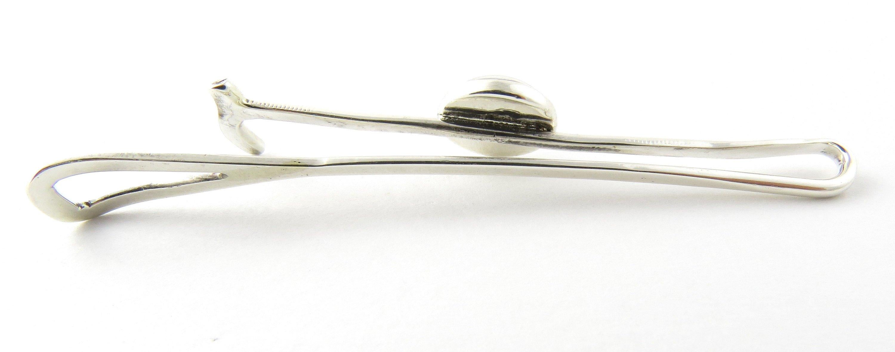 Vintage Sterling Silver Reverse Intaglio German Shepard Tie Clip-
This beautiful clip is adorned with a meticulously detailed reverse Intaglio German Shepard (11 mm) under domed glass. Crafted in classic sterling silver. 
Size: 67 mm 
Weight: 2.7