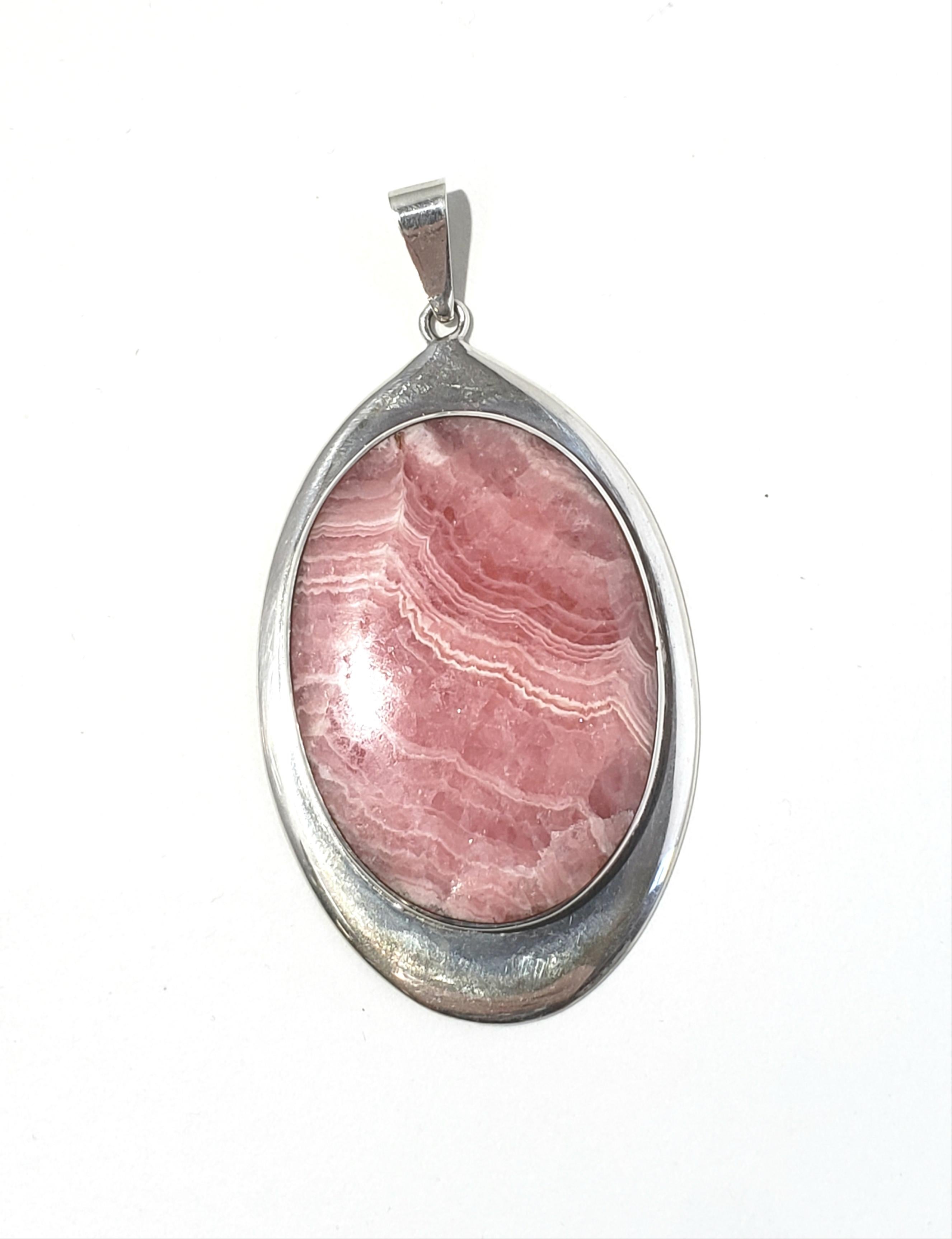 Sterling Silver Rhodochrosite Oval Pendant In Good Condition In Washington Depot, CT