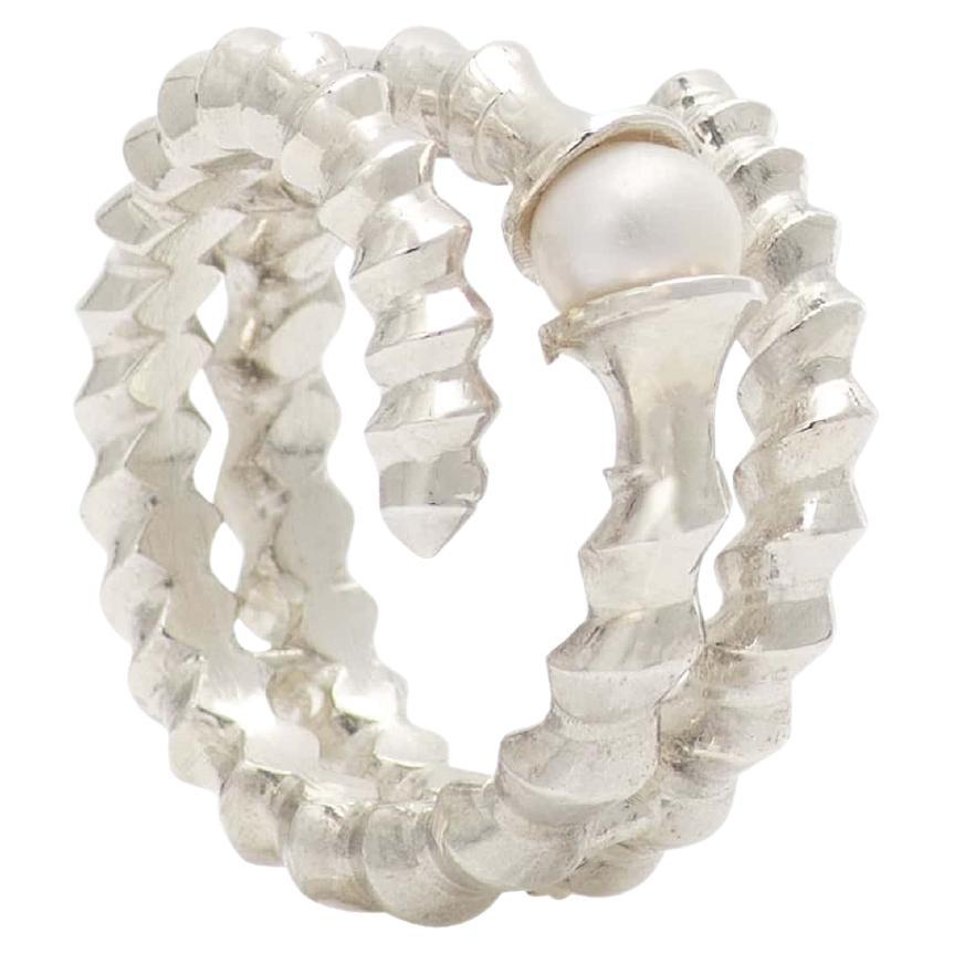 Customizable Sterling Silver Ring Composed of Two Screws Joined by a ...