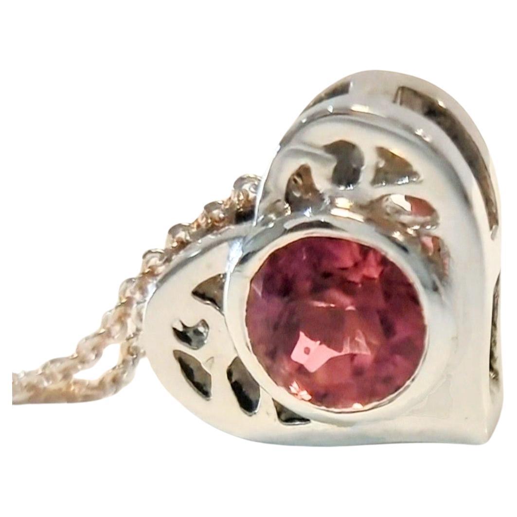 Sterling Silber Runde natürliche rosa Turmalin Herz Halskette Anhänger (Art nouveau) im Angebot
