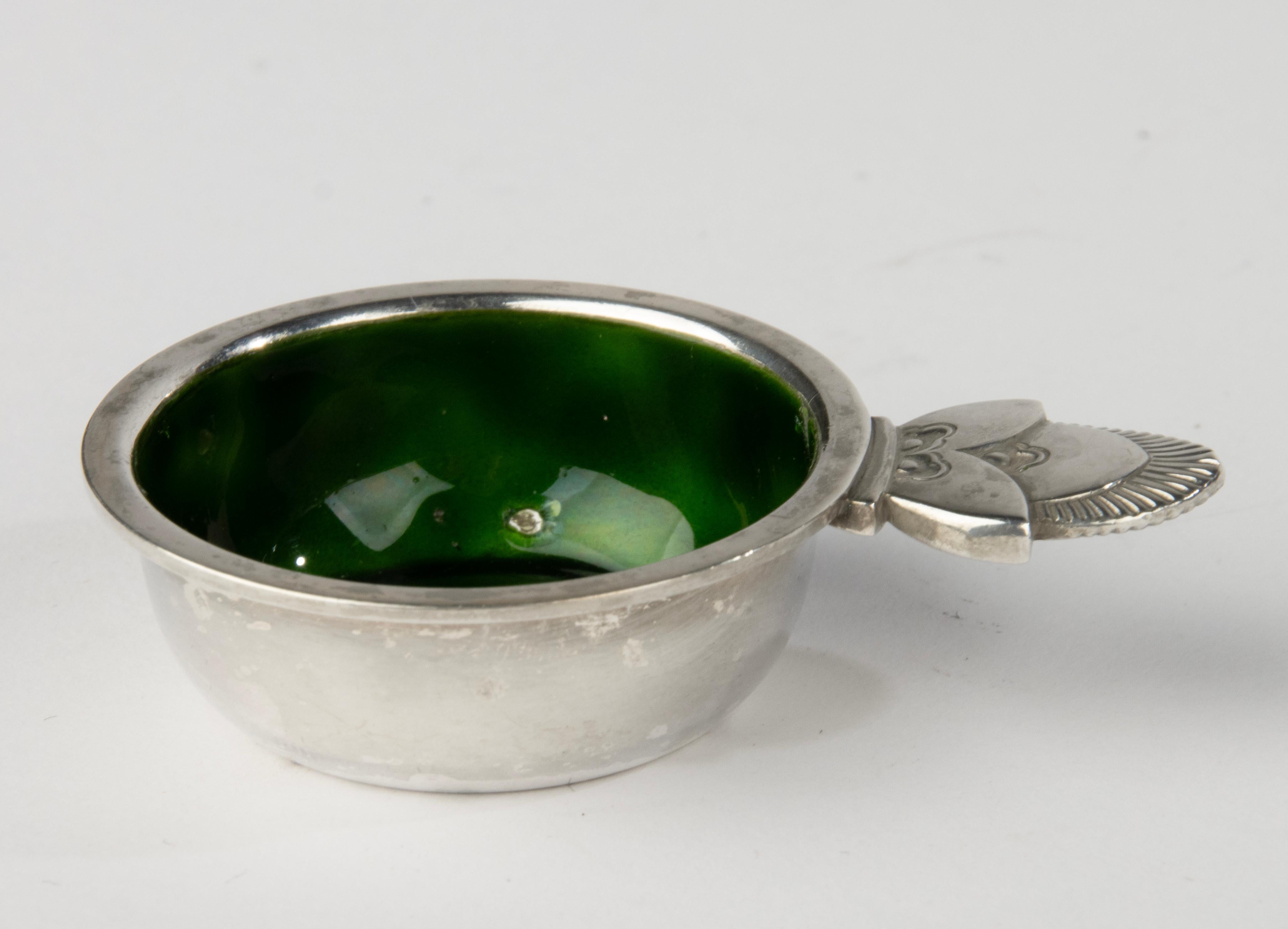 Salero de plata de ley con cuchara para sal - Georg Jensen Esmaltado en venta