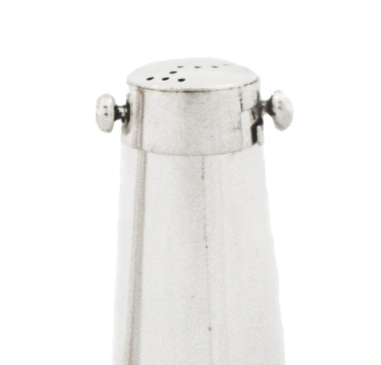Sterling Silver Salt Shakers For Sale at 1stDibs