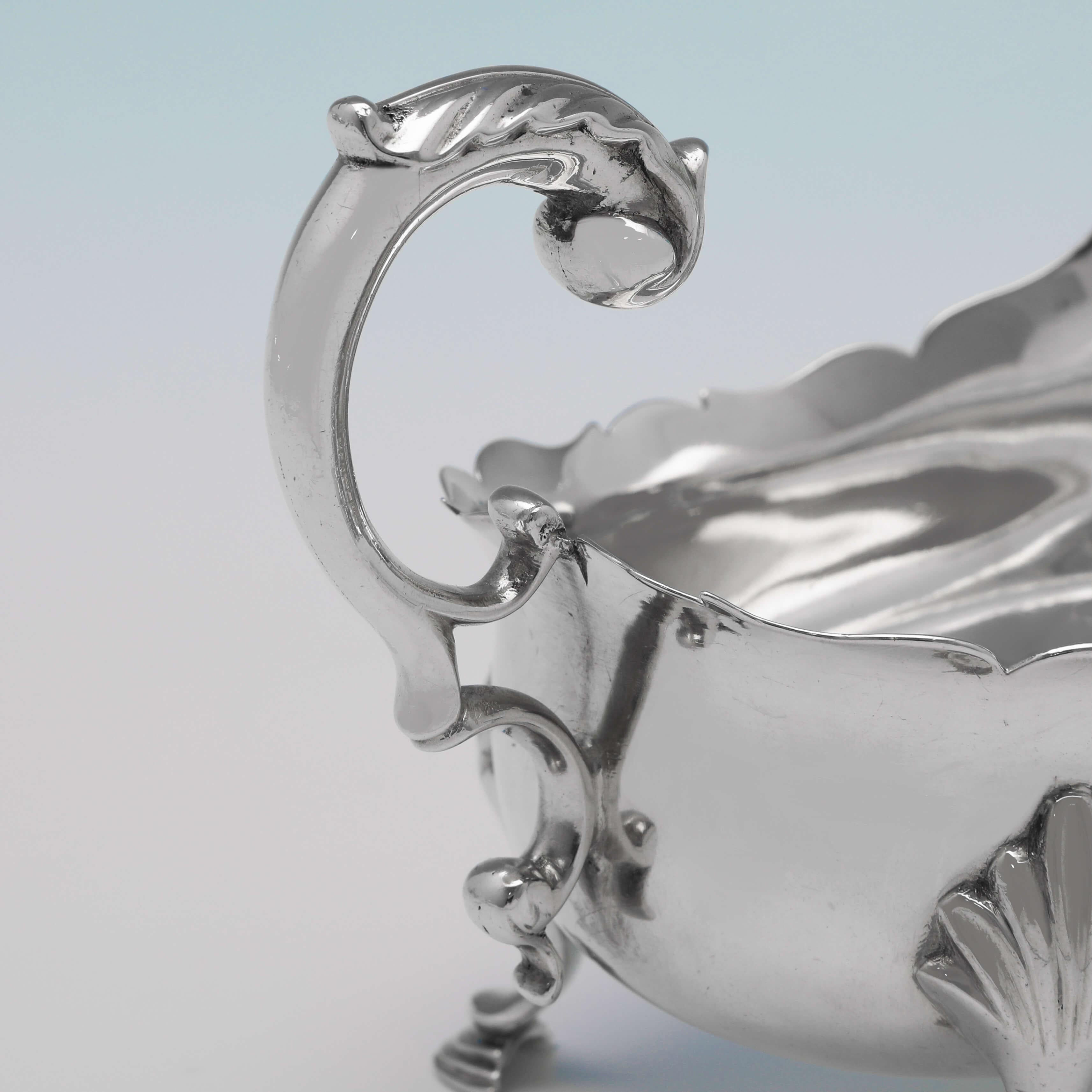 Salsera de plata de ley Jorge III en venta