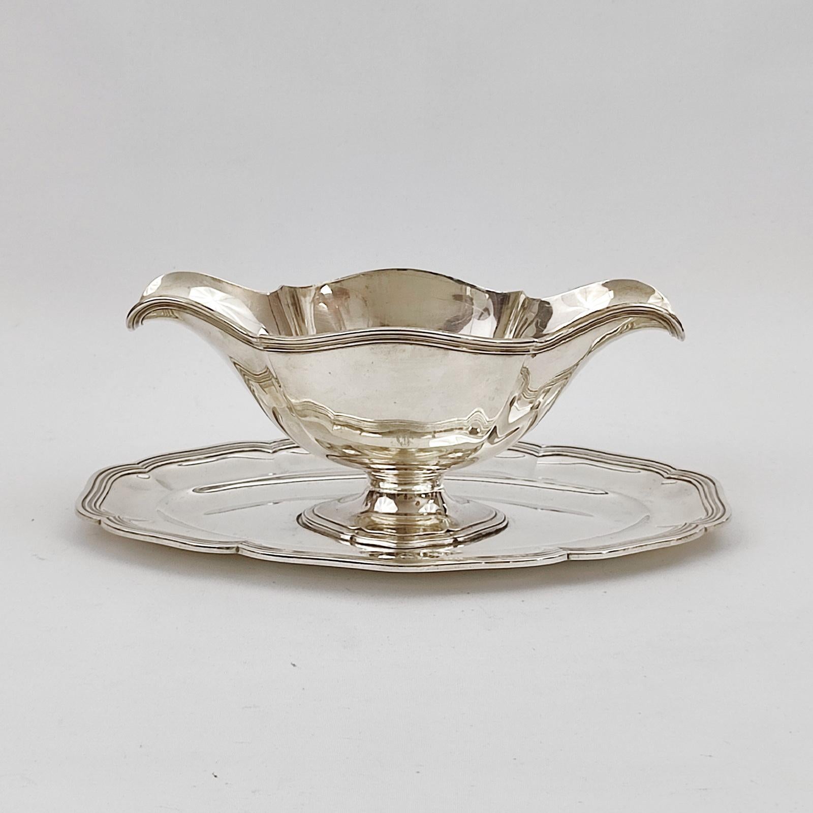 French Sterling Silver Sauceboat by Leon Lapar, France, 19th Century For Sale