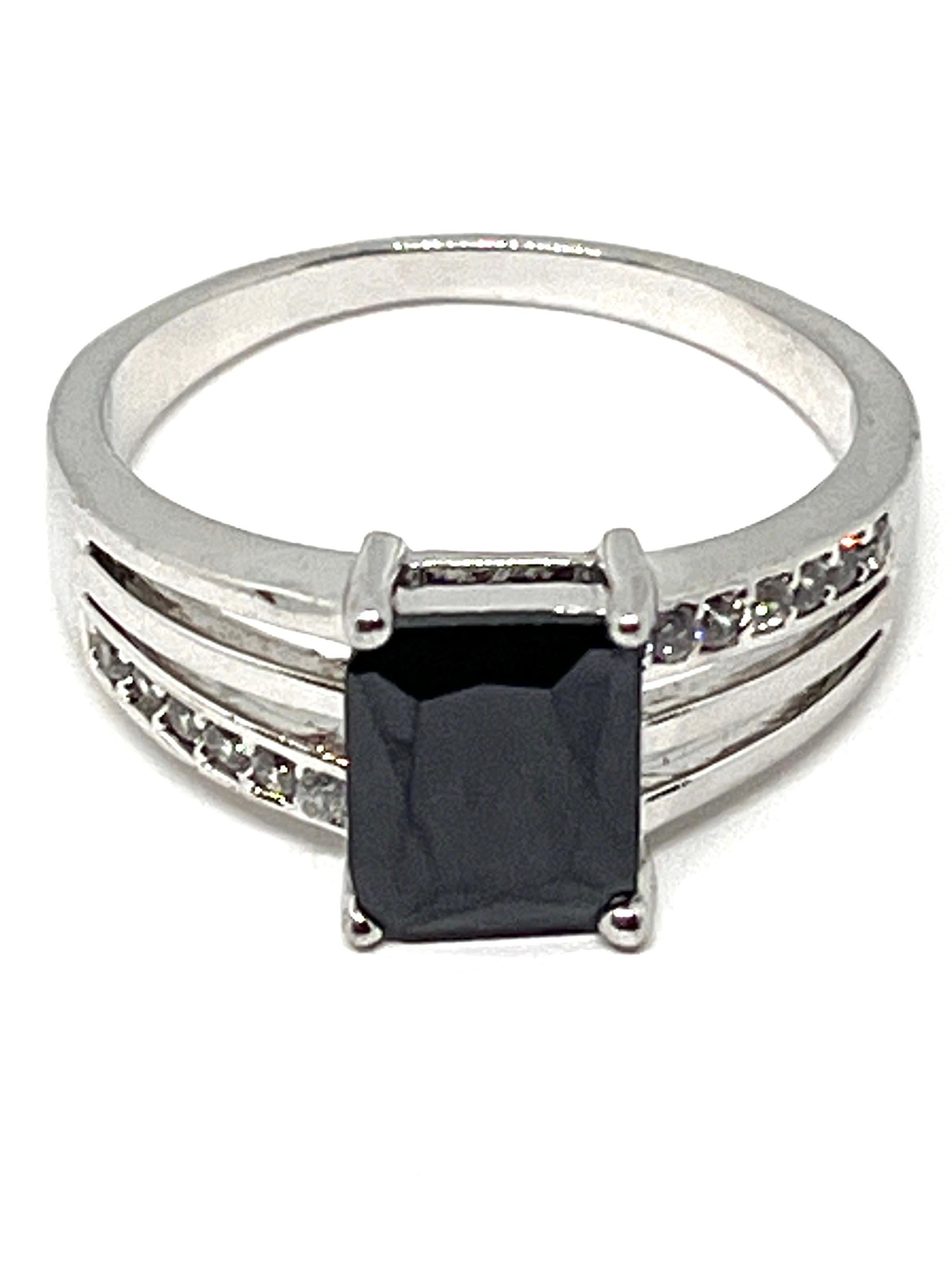 Sterling Silver Scissor-cut Hematite Ring, Clear CZ accent stones, Size 11.75 For Sale 5