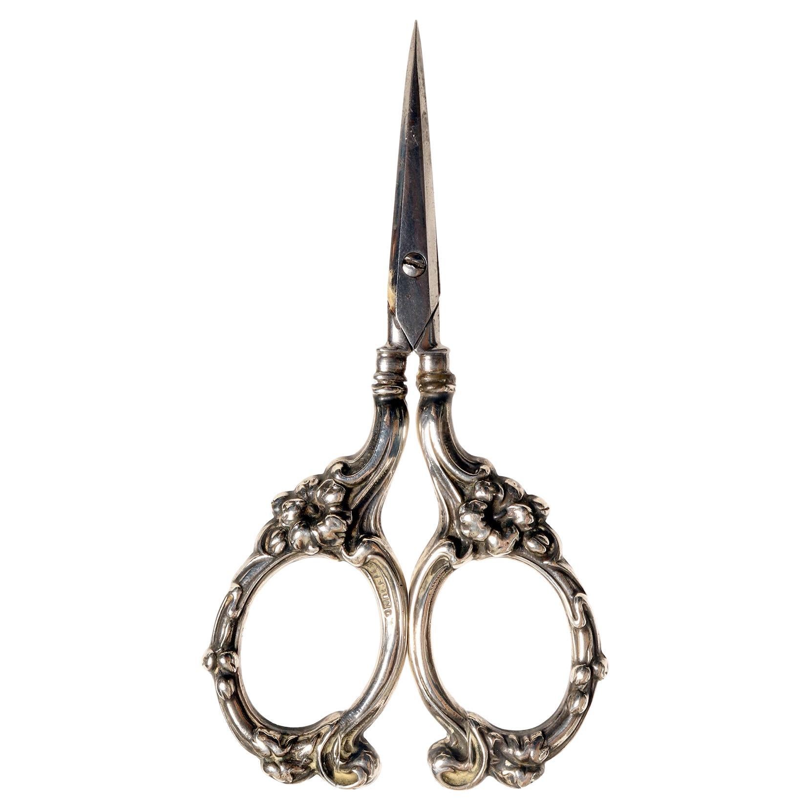 Sterling Silver Scissors to Cut the Stems of the Bunches of Grapes, USA, 1900 For Sale
