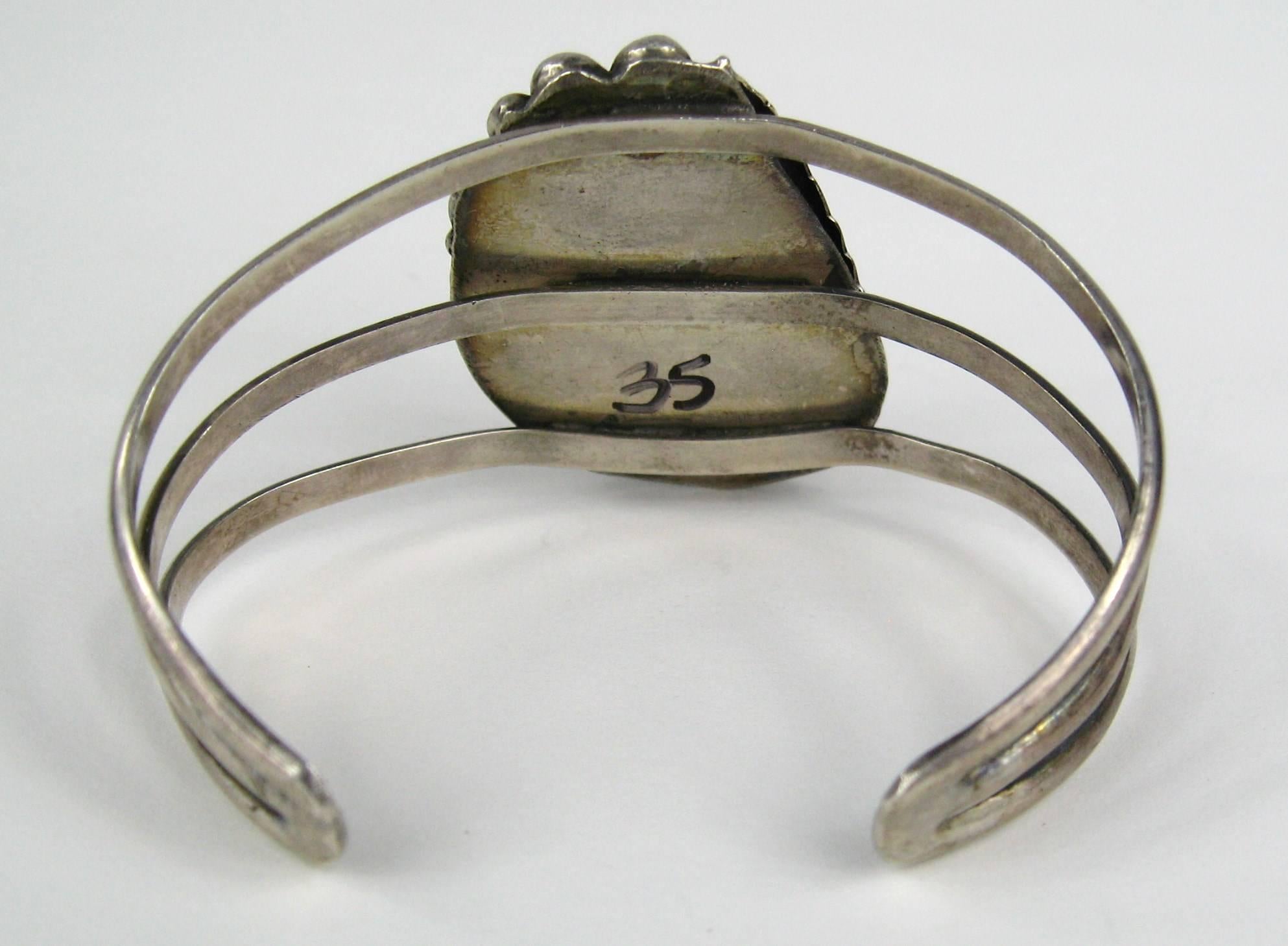 Sterling Silver scrimshaw Bracelet Owl on Bone 3 Ring feathered Cuff  In Good Condition For Sale In Wallkill, NY