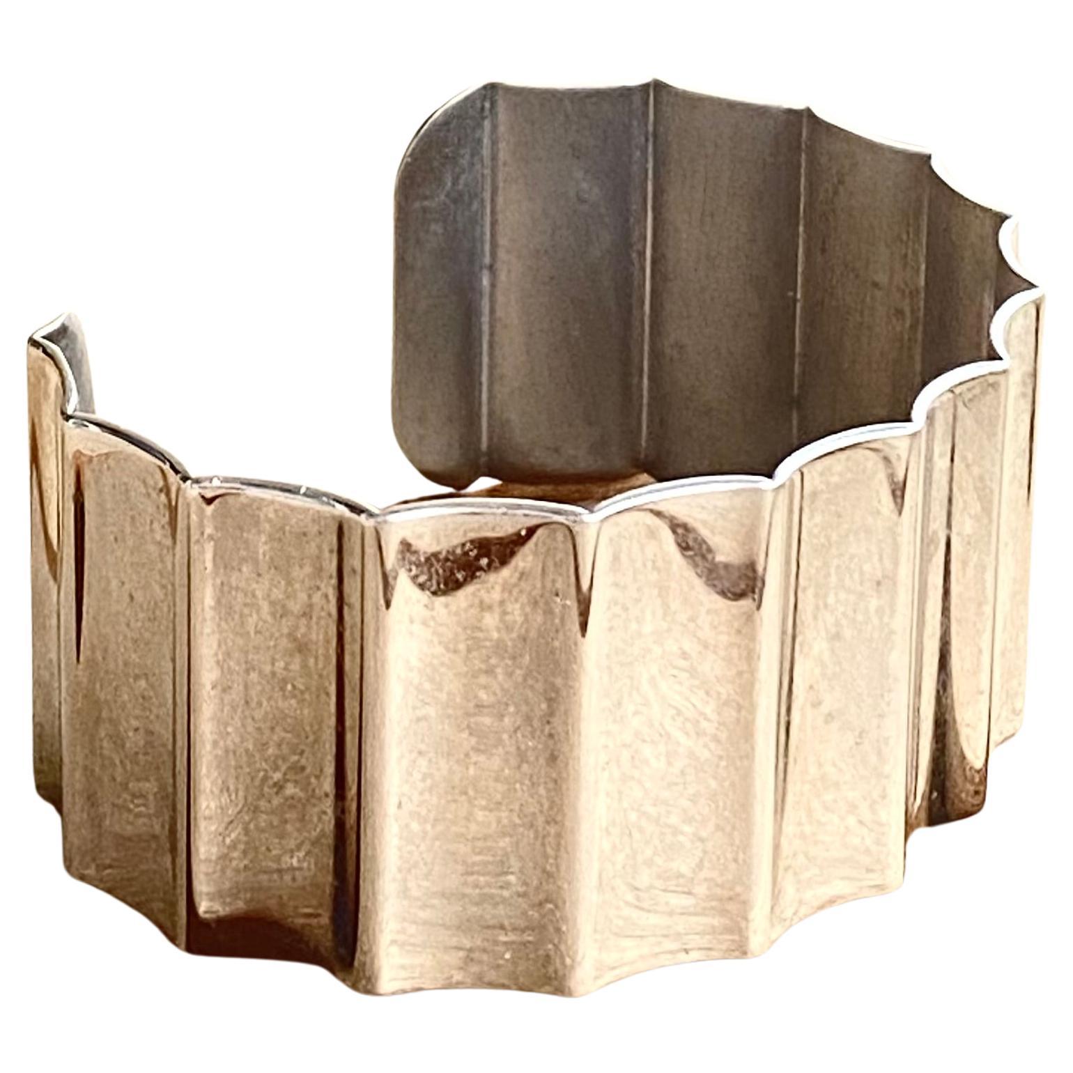 Bracciale scultoreo in argento 925 in vendita