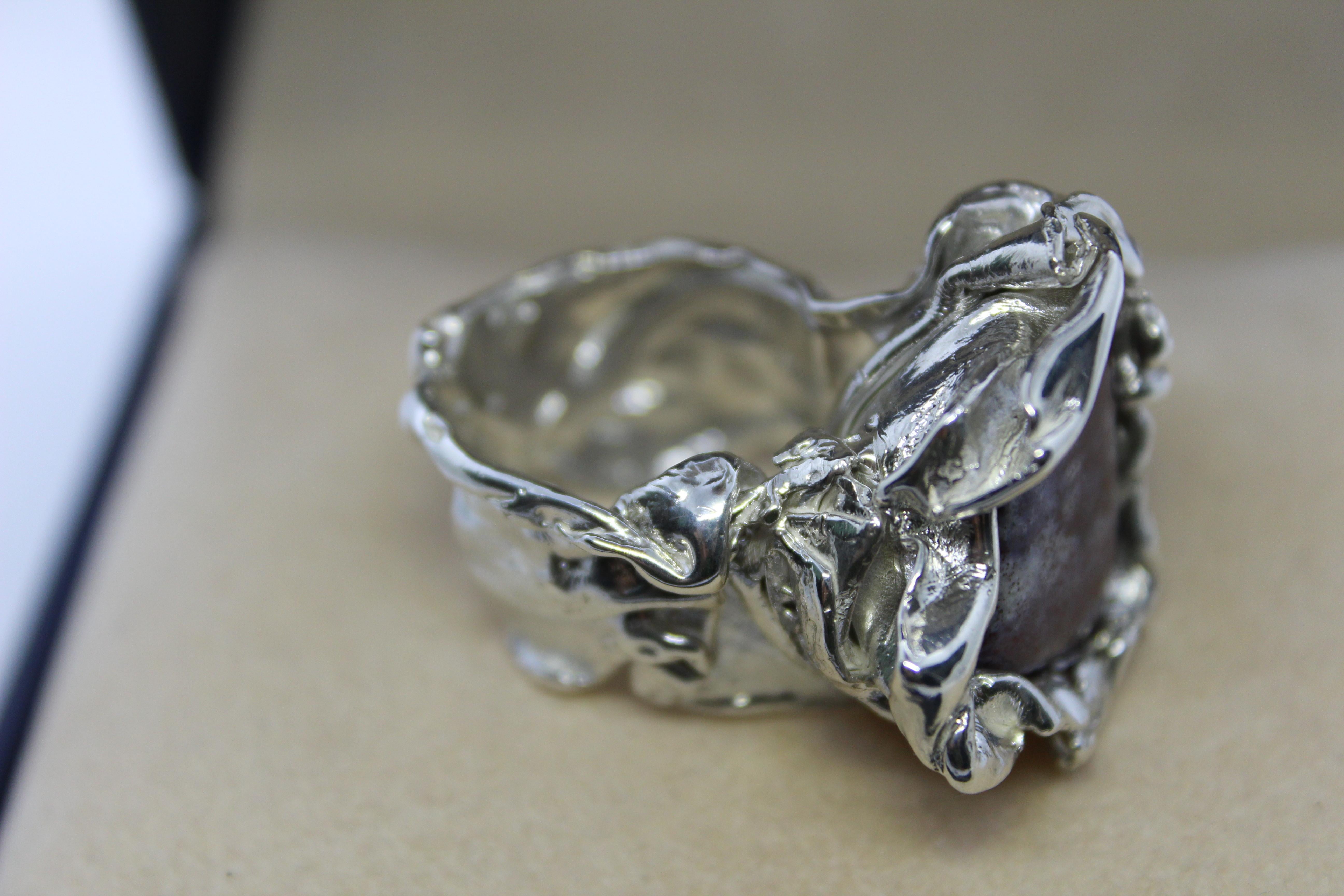 Sterling Silver Sculpture Ring Violet Lepidolite Crystal, Italy For Sale 8