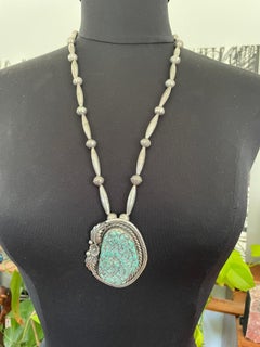 Collier Navajo pendentif en argent sterling avec turquoise écume de mer