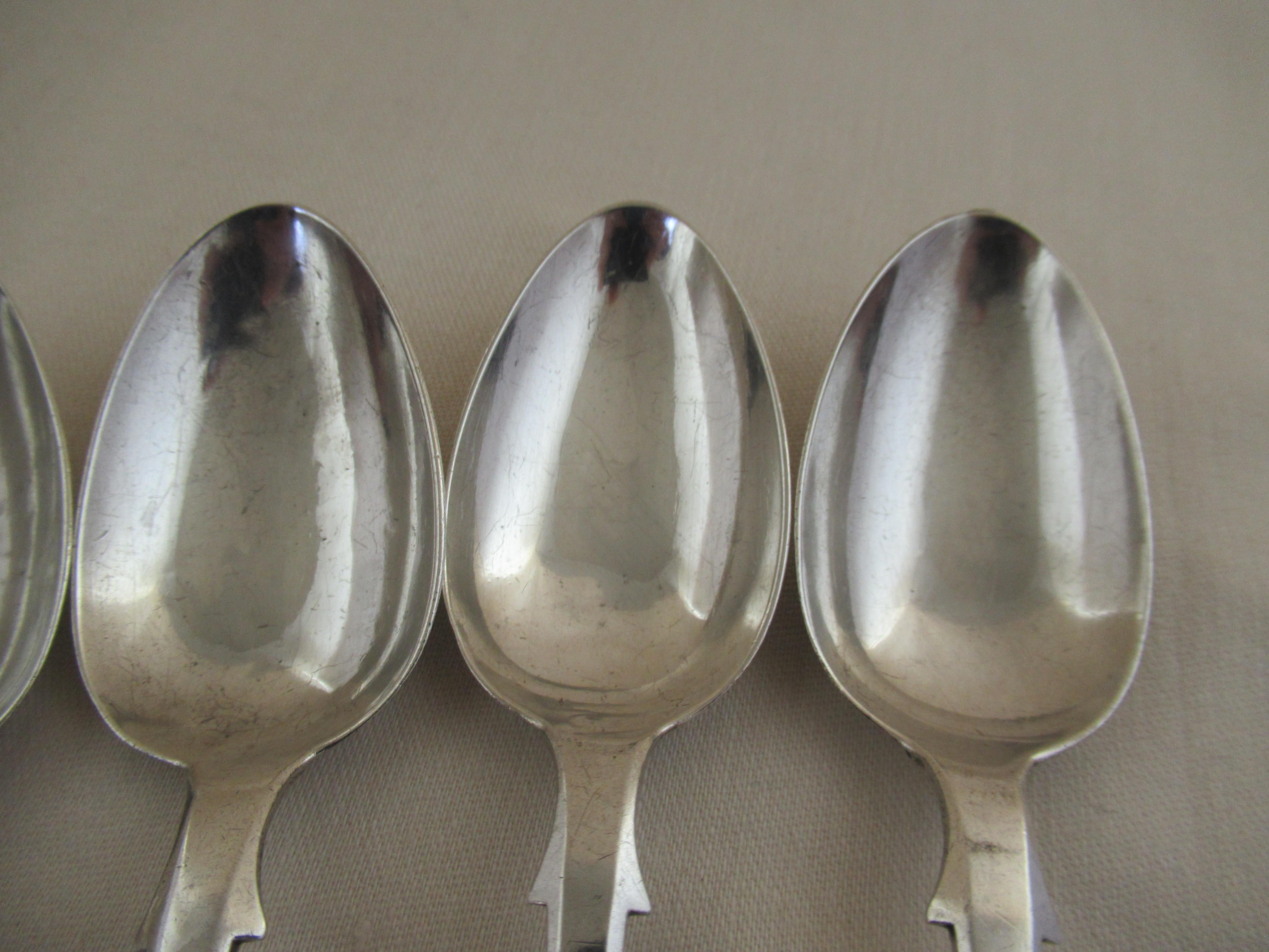 Victorian Sterling Silver, Set of 5 Kings Pattern Teaspoons, Hallmarked, Edinburgh 1847 For Sale