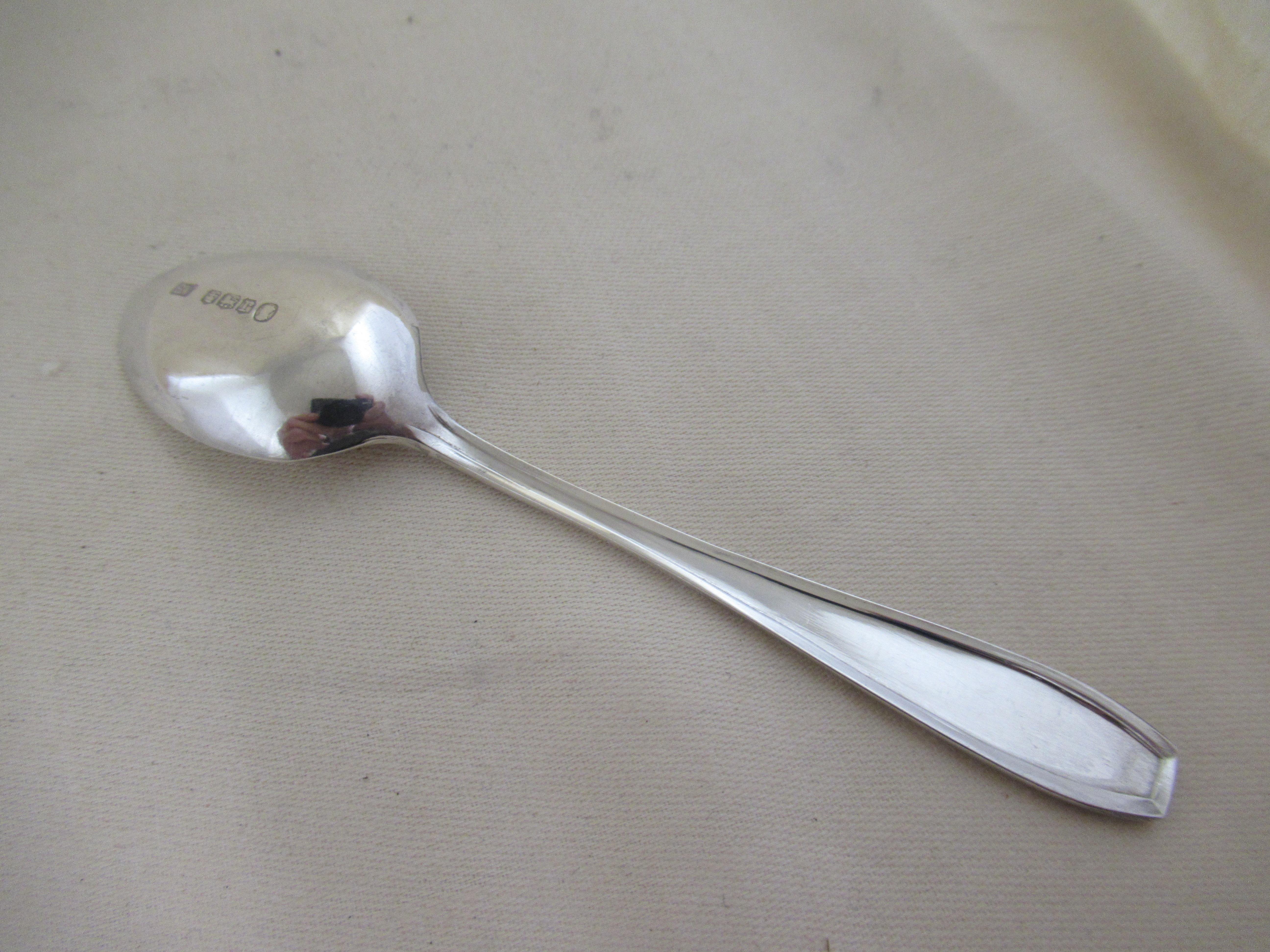 Sterling Silver Set of 6 Modern Pattern Spoons +Tongs Hallmarked:-Sheffield 1934 For Sale 1