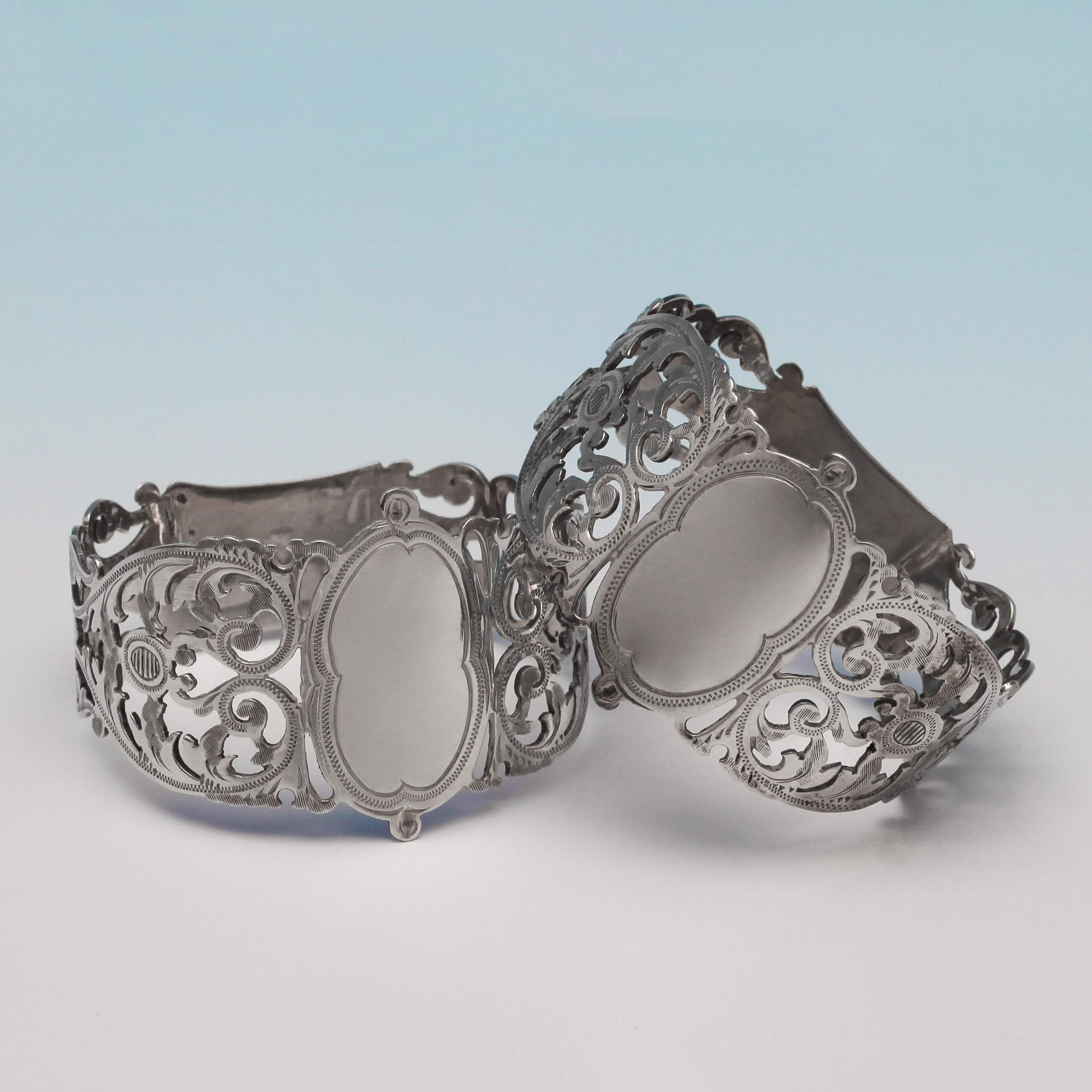 Hallmarked in Sheffield in 1899 by Arthur Priestley, this delightful Set of 6, antique, Victorian sterling silver napkin rings, feature pierced and engraved decoration, and are presented in their original box. Each napkin ring measures 2