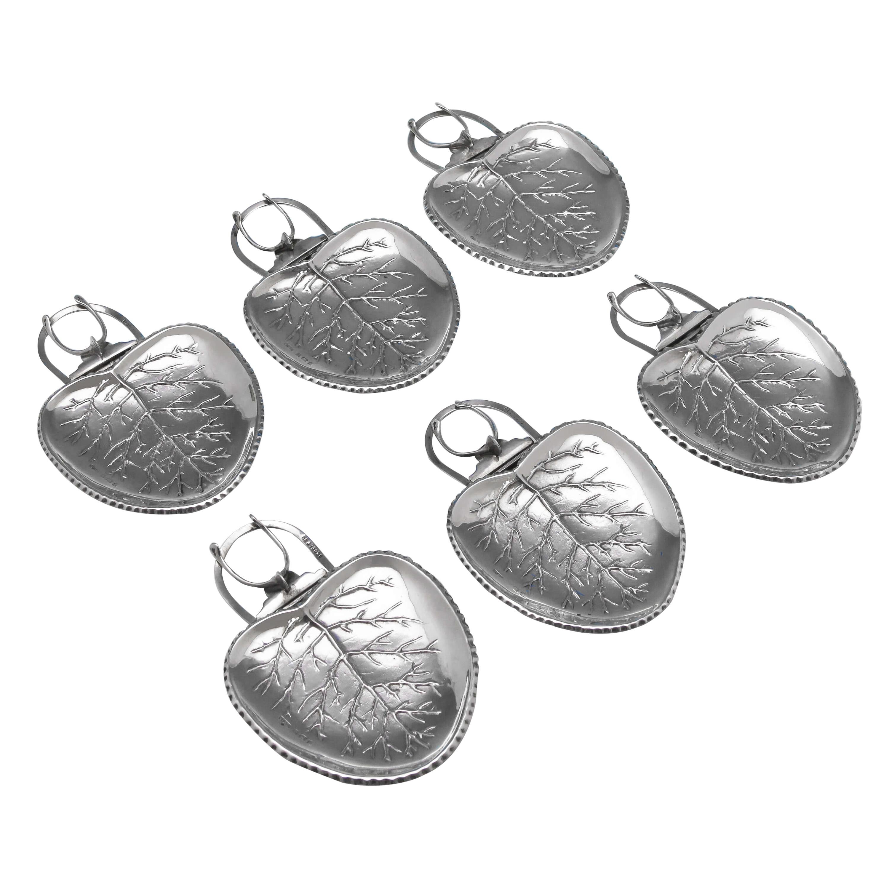 Naturalistic 'Leaf' Antique Sterling Silver Set Of Six Clip-On Plates from 1903 For Sale