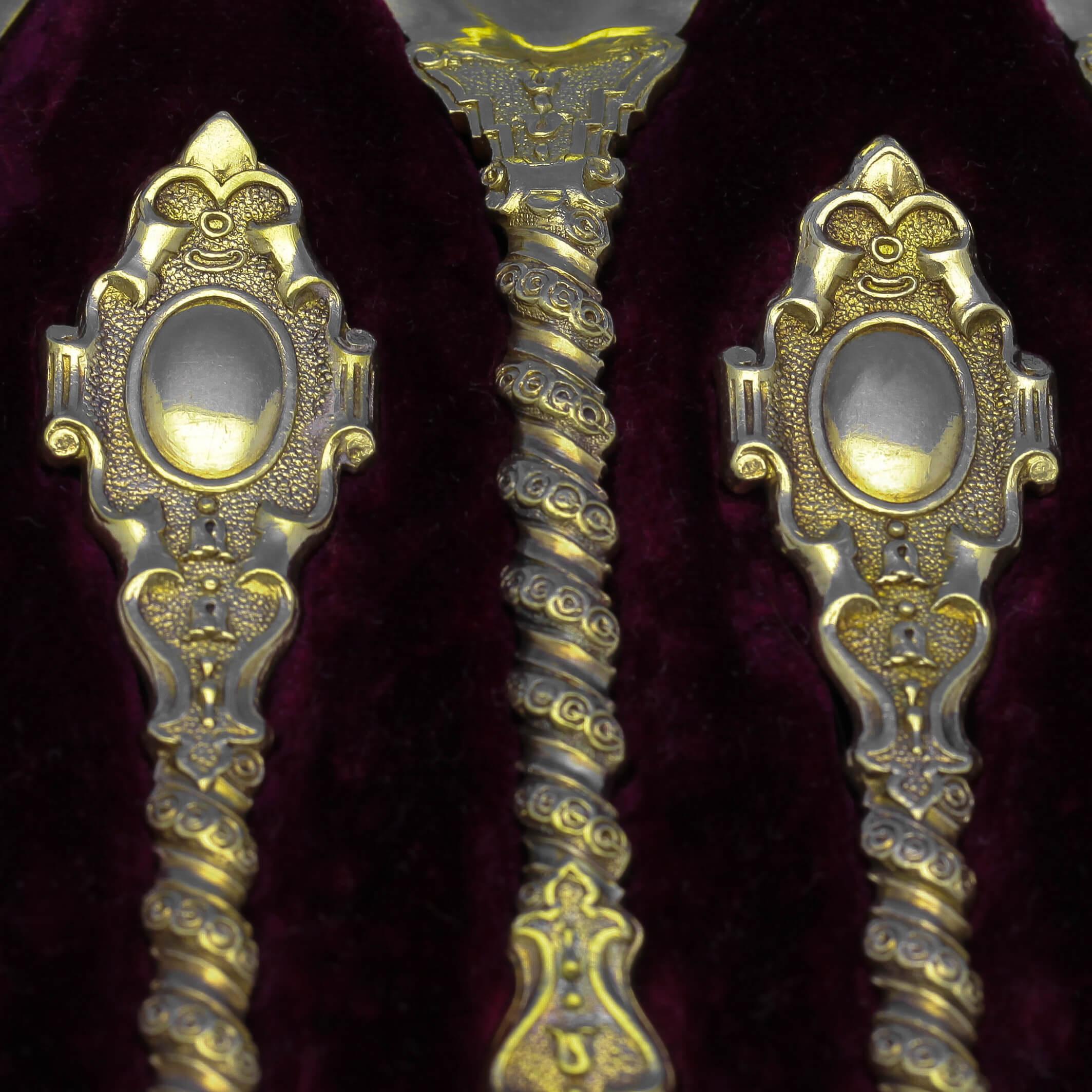 Antique Victorian Gilt Sterling Silver Set Of Spoons by Francis Higgins, 1868 In Good Condition In London, London