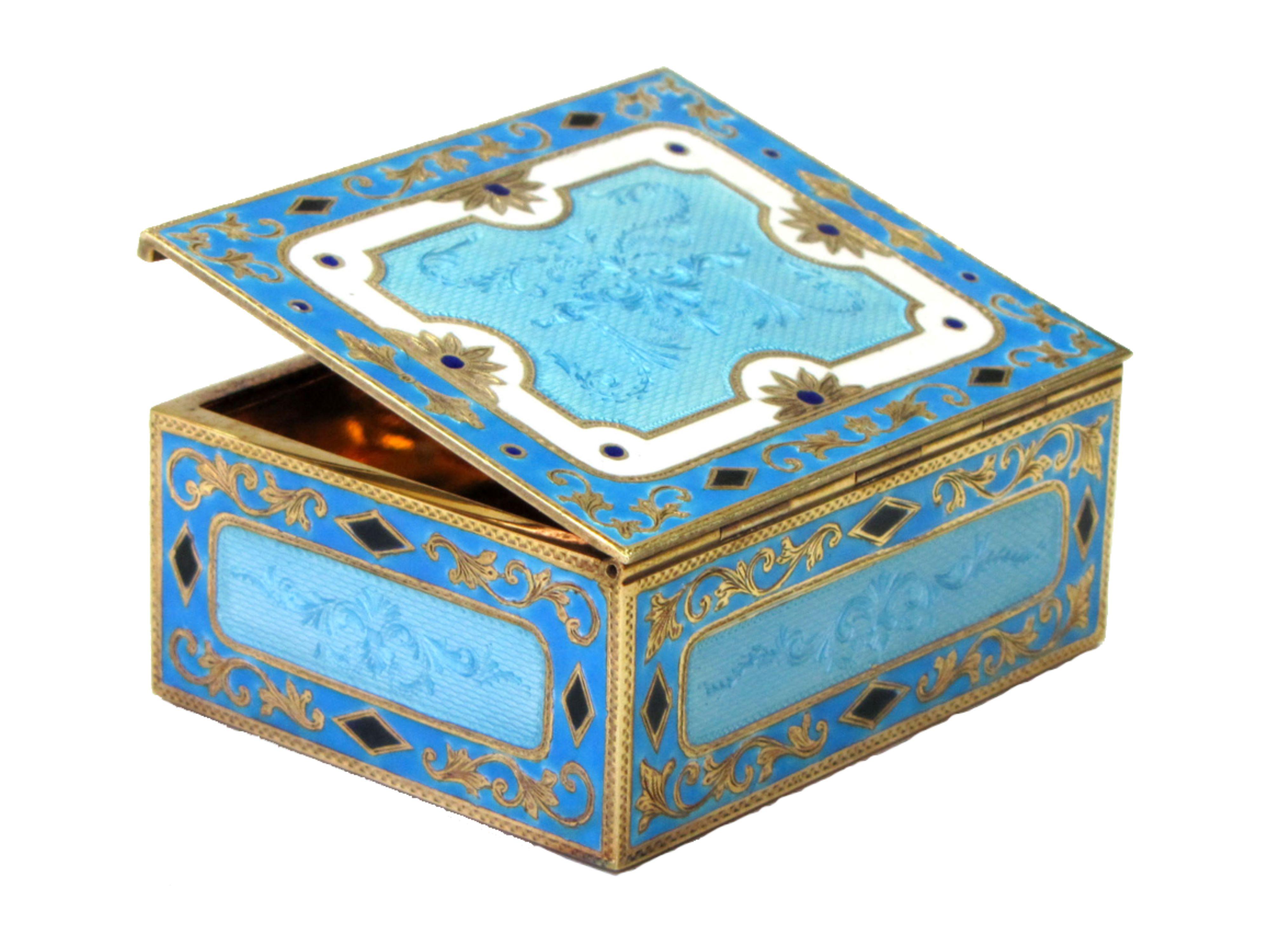 Italian Sterling Silver Shaped Snuff Box in Engraved by Hand with Fire Enamel 3 Colors
