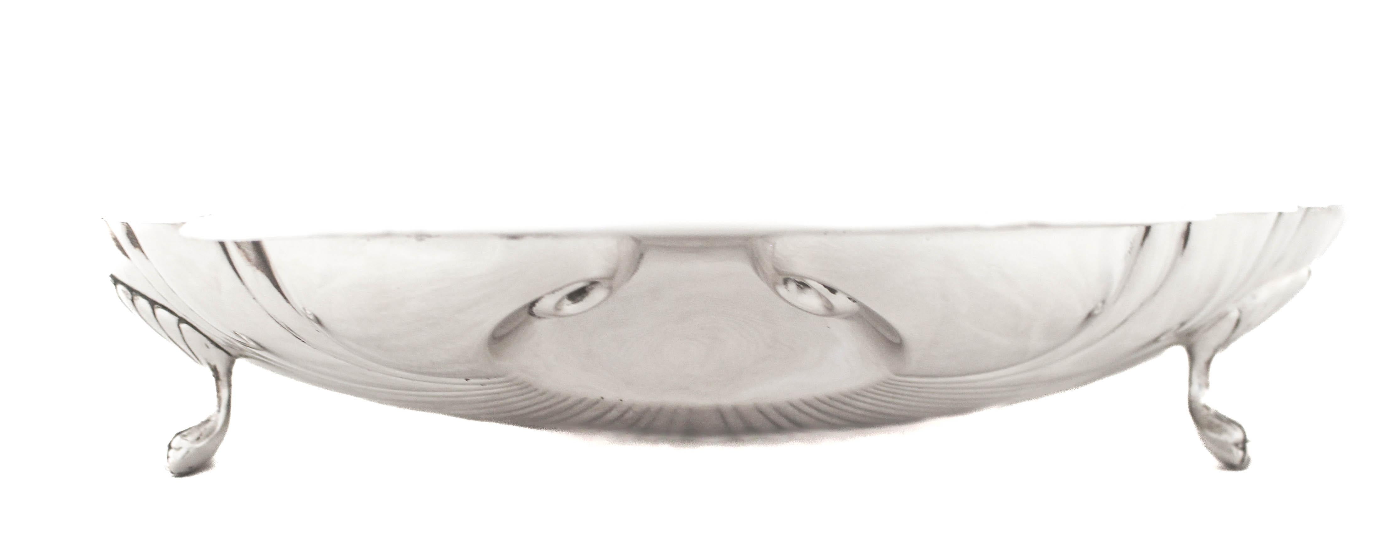 Sterling Silver Shell Dish In Excellent Condition For Sale In Brooklyn, NY