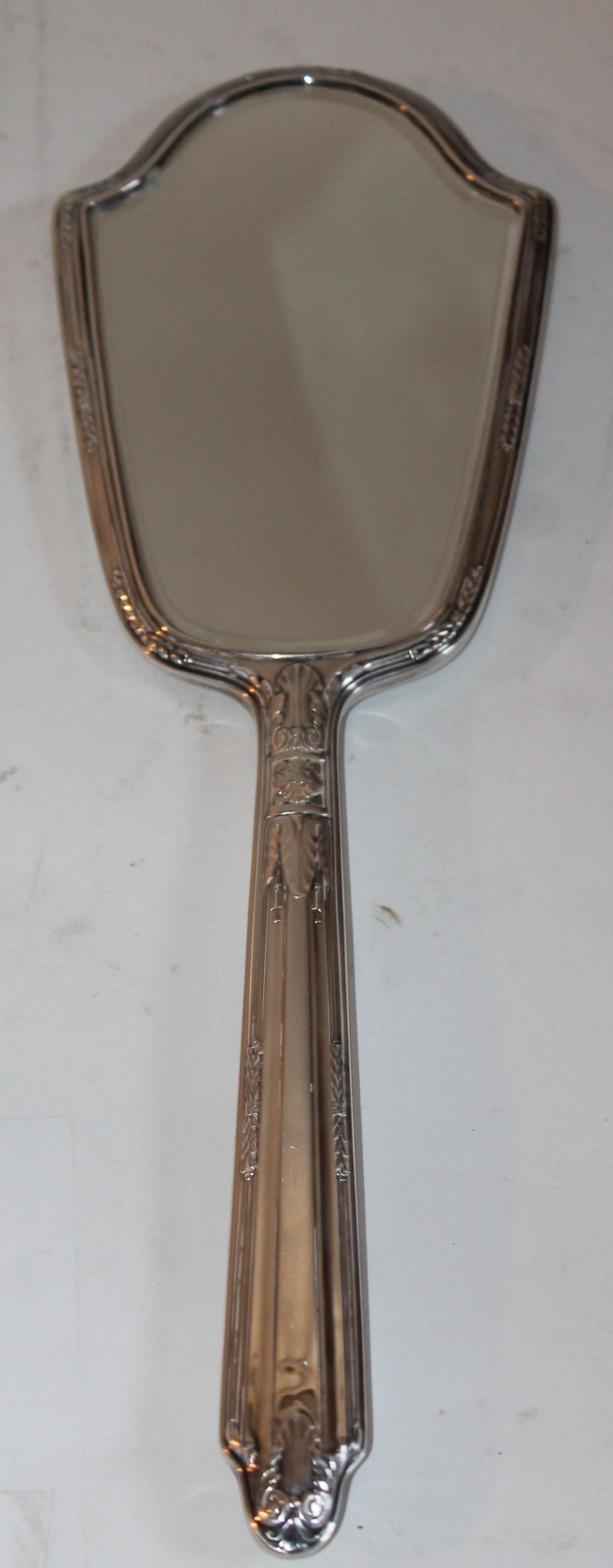 Sterling Silver Signed Alvin Brush and Mirror Vanity Set, 4 Pieces For Sale 3