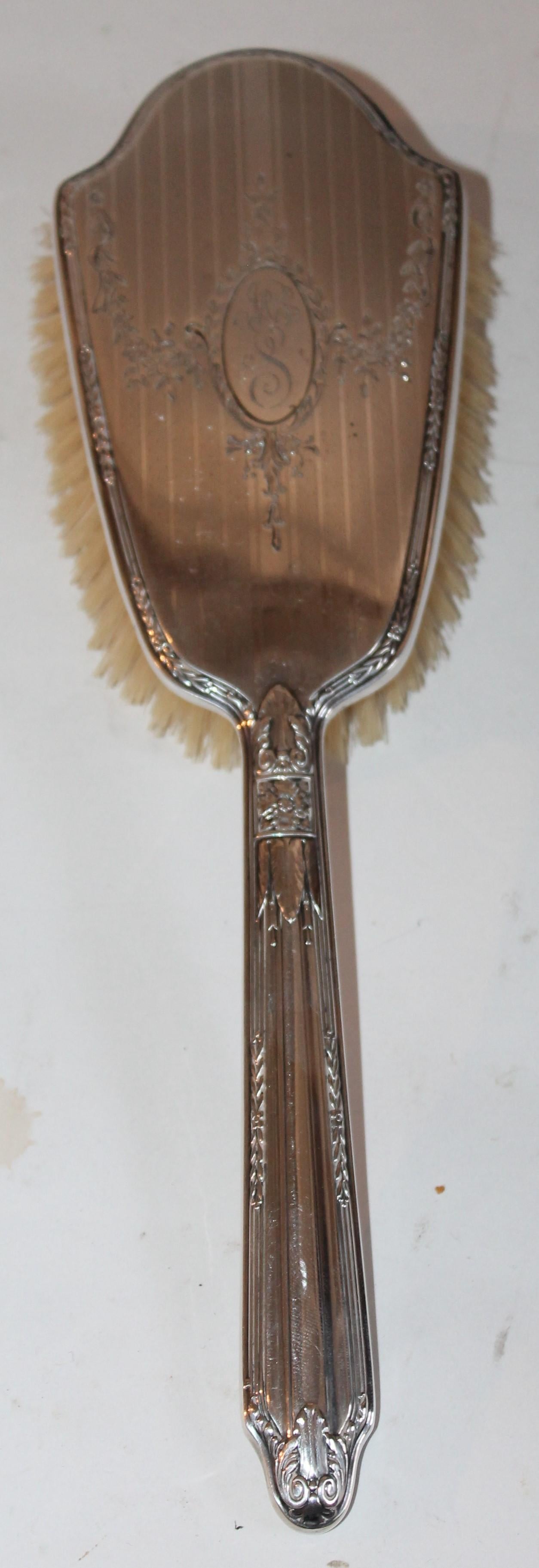 Sterling Silver Signed Alvin Brush and Mirror Vanity Set, 4 Pieces In Good Condition For Sale In Los Angeles, CA
