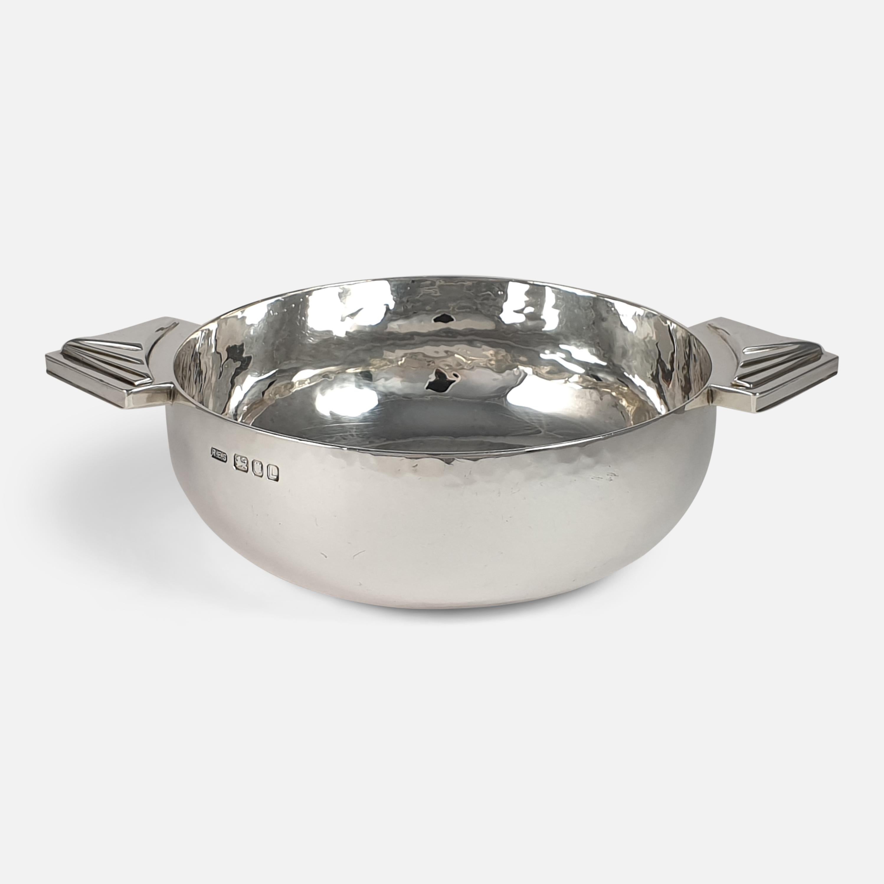 British Sterling Silver Spot-Hammered Quaich, R.E. Stone, London, 1946 For Sale