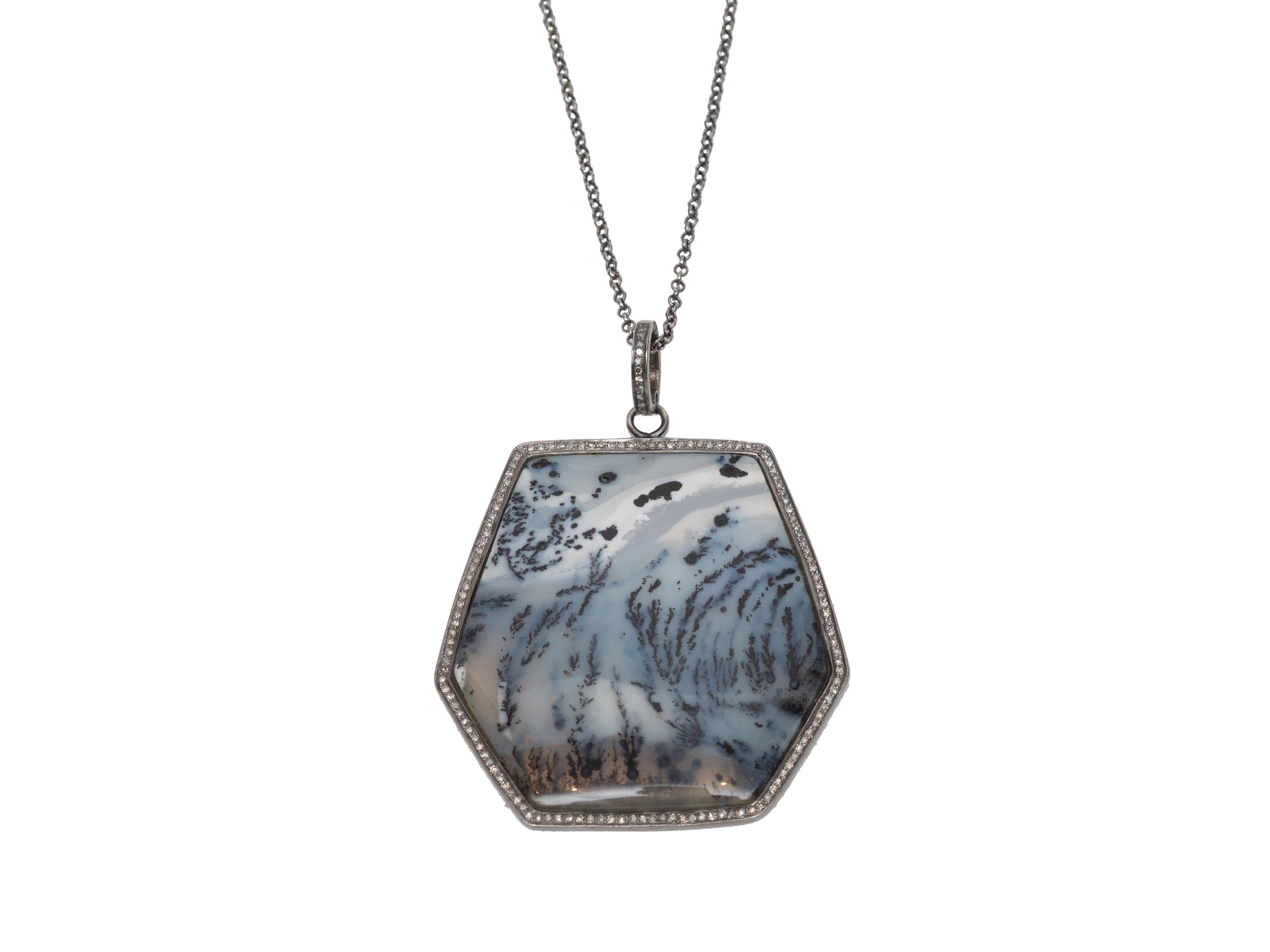 Große Halskette mit Anhänger aus Sterlingsilber, Diamanten und Lapislazuli von SR Designers. Verschluss mit Karabinerhaken. 0,1