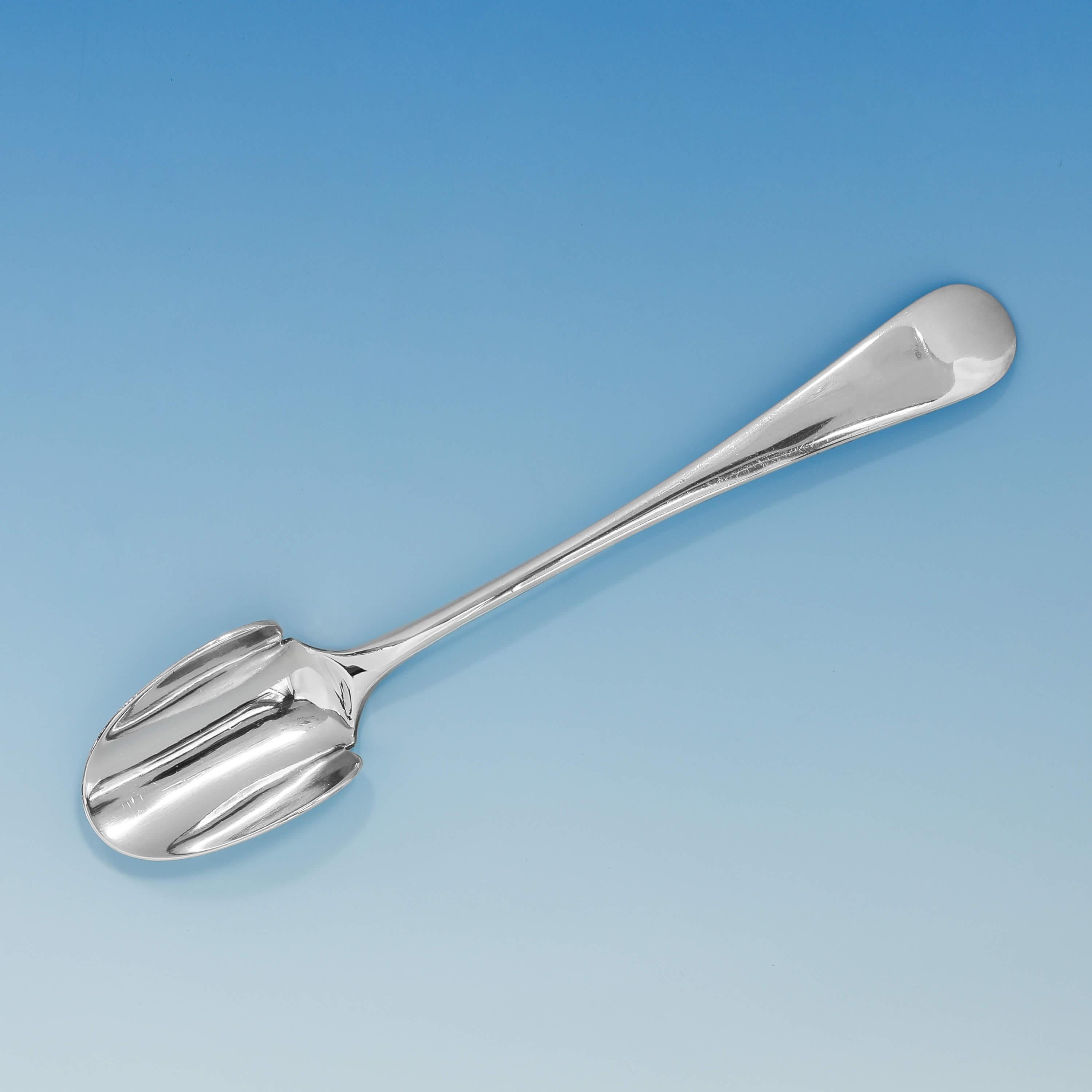 Hallmarked in sheffield in 1938 by William Hutton & Sons, this handsome, sterling silver stilton scoop, is in 'Old English' pattern. The stilton scoop measures 8