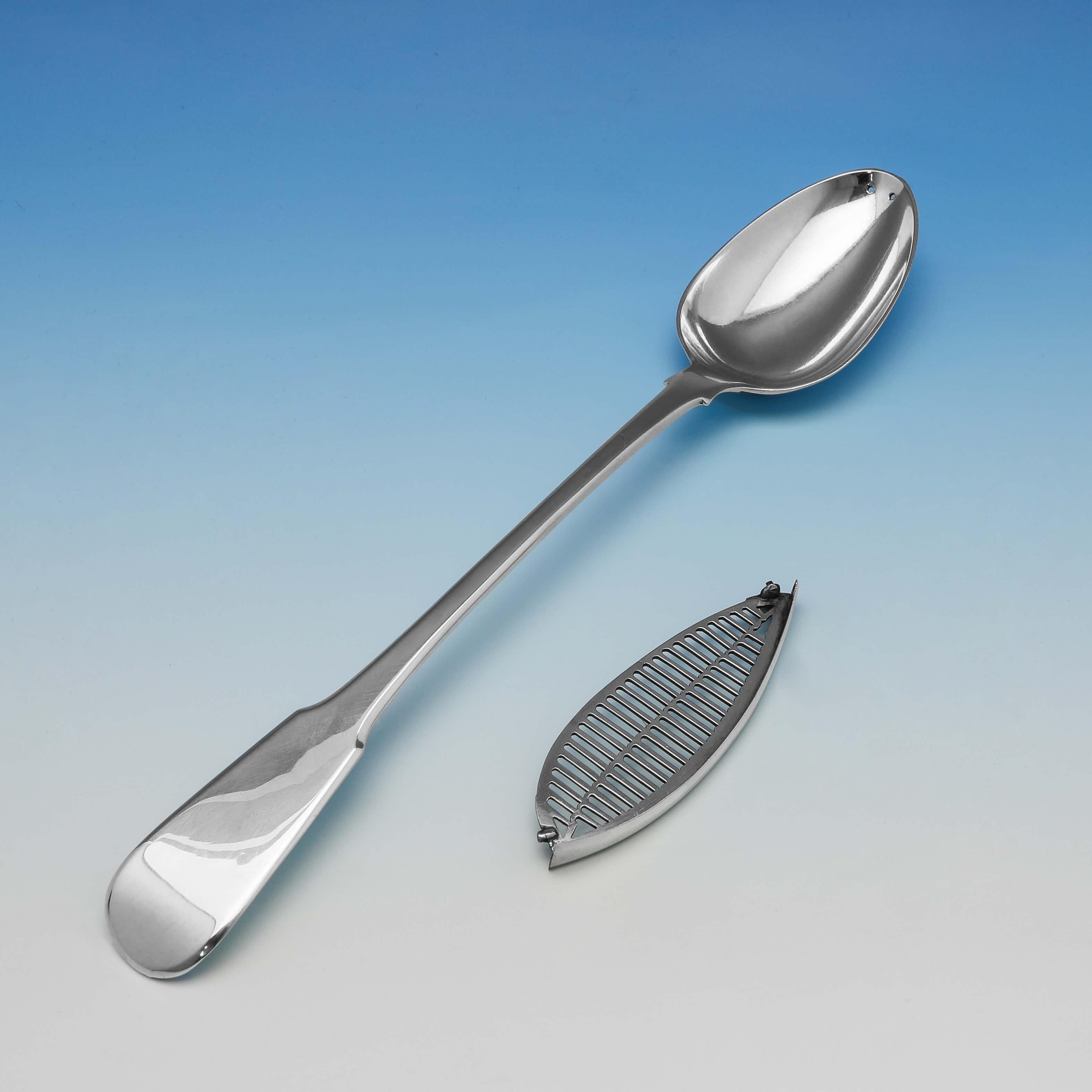 Early 19th Century Regency Period 'Fiddle' Sterling Silver Straining Spoon Chawner & Co. 1811 For Sale