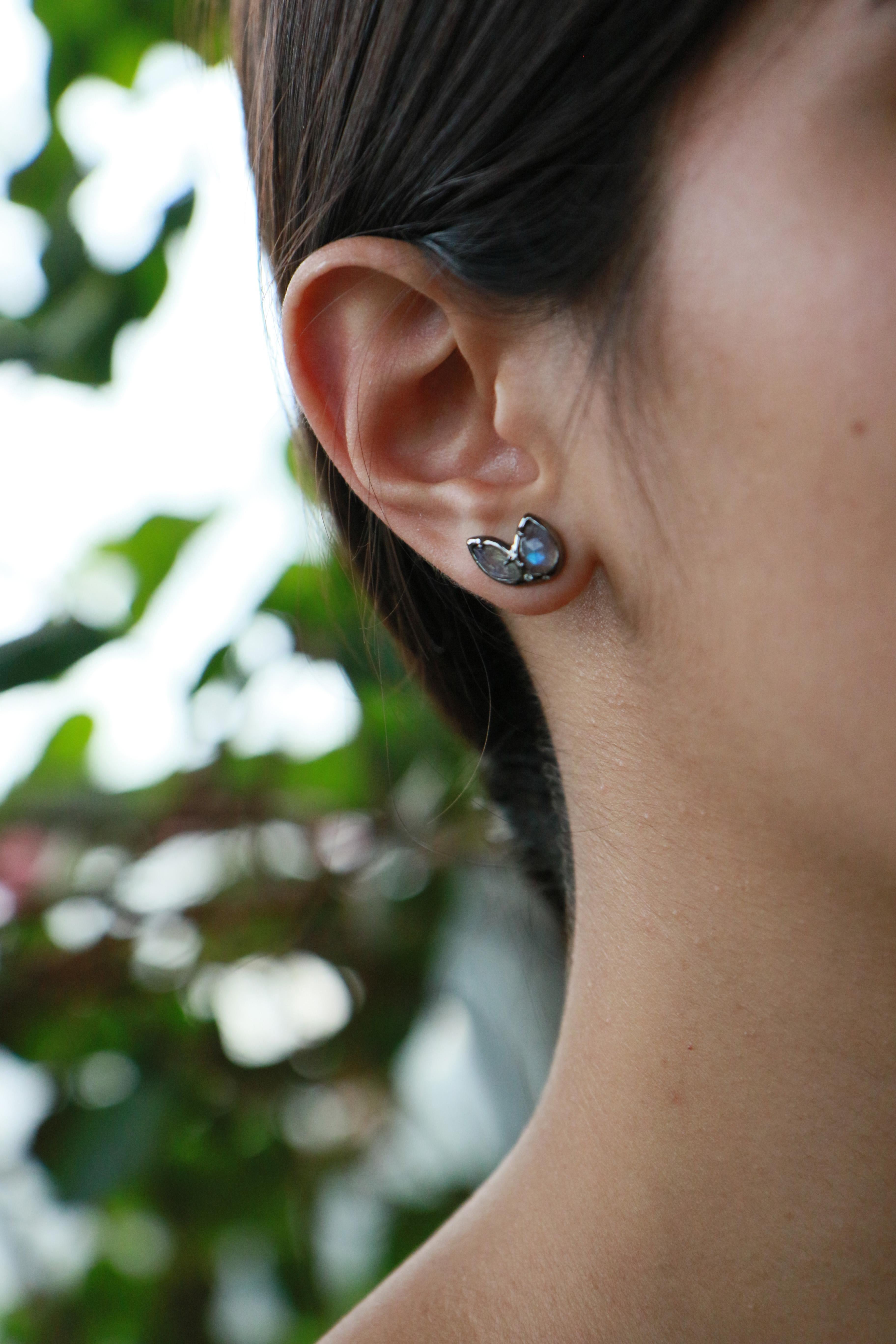 Clous d'oreilles en argent sterling avec labradorite taille rose et poire en forme de marquise Neuf - En vente à Weehawken, NJ