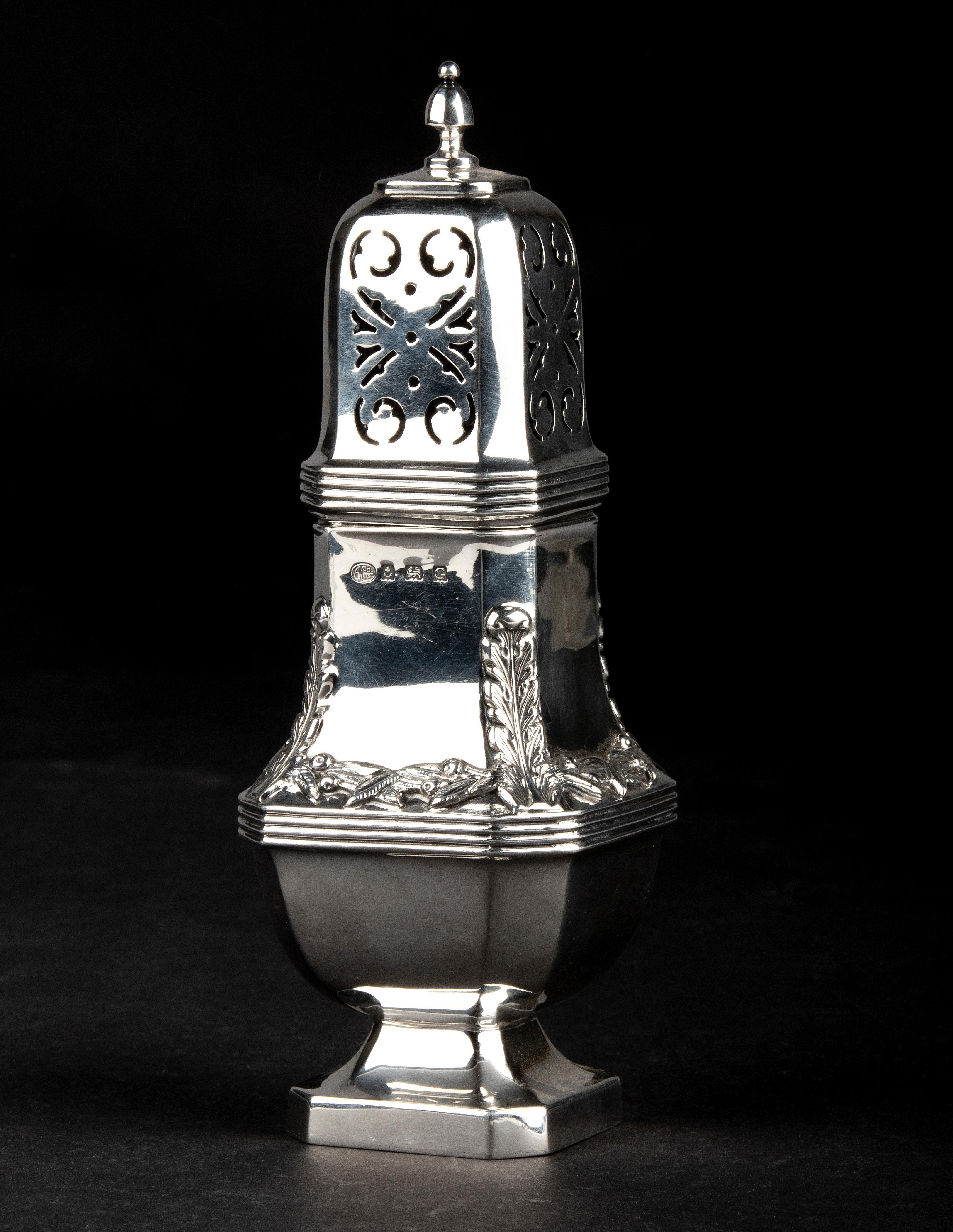 Beautiful Sterling silver sugar shaker. It is hallmarked Birmingham 1931, with makers mark Alexander Clark & Co. The spreader has a graceful design with beautiful ornaments. It is in good condition.