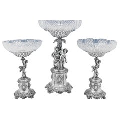 Cherub Design Antique Sterling Silver Suite of Three Comports Table Centrepiece