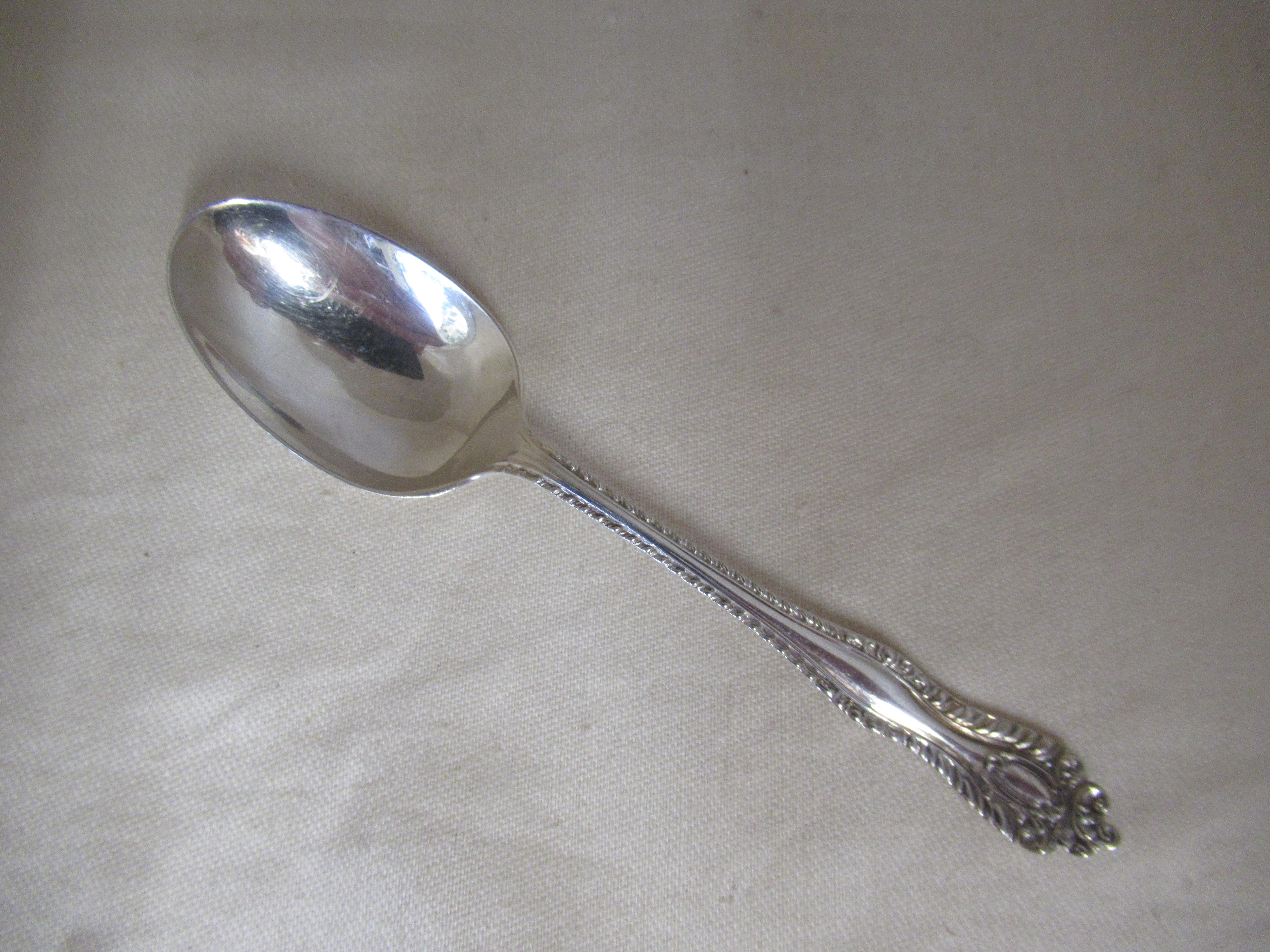 English Sterling Silver  SUPERB VICTORIAN Set of 6 TEASPOONS & TONGS - Birmingham 1891 For Sale