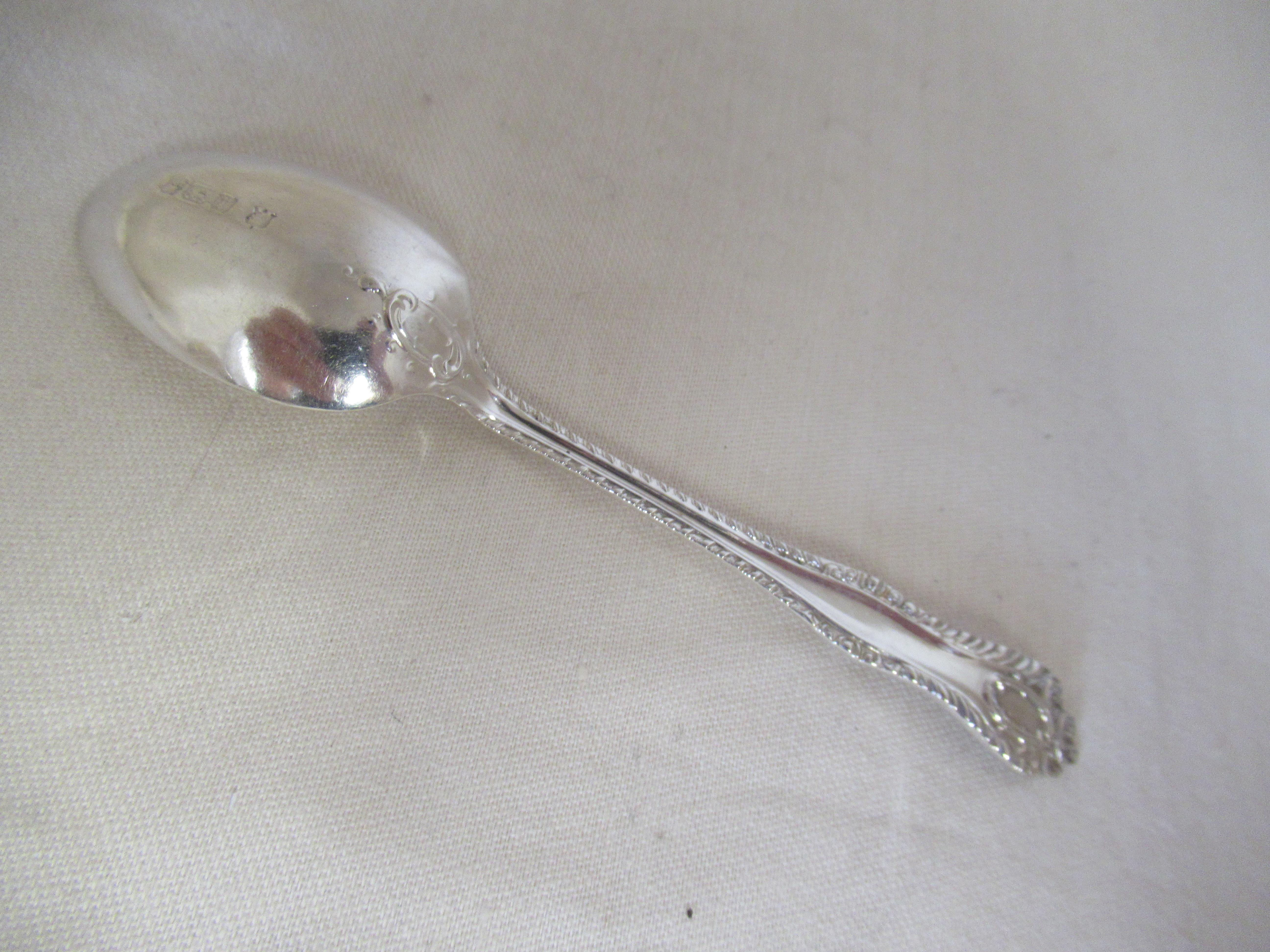 19th Century Sterling Silver  SUPERB VICTORIAN Set of 6 TEASPOONS & TONGS - Birmingham 1891 For Sale