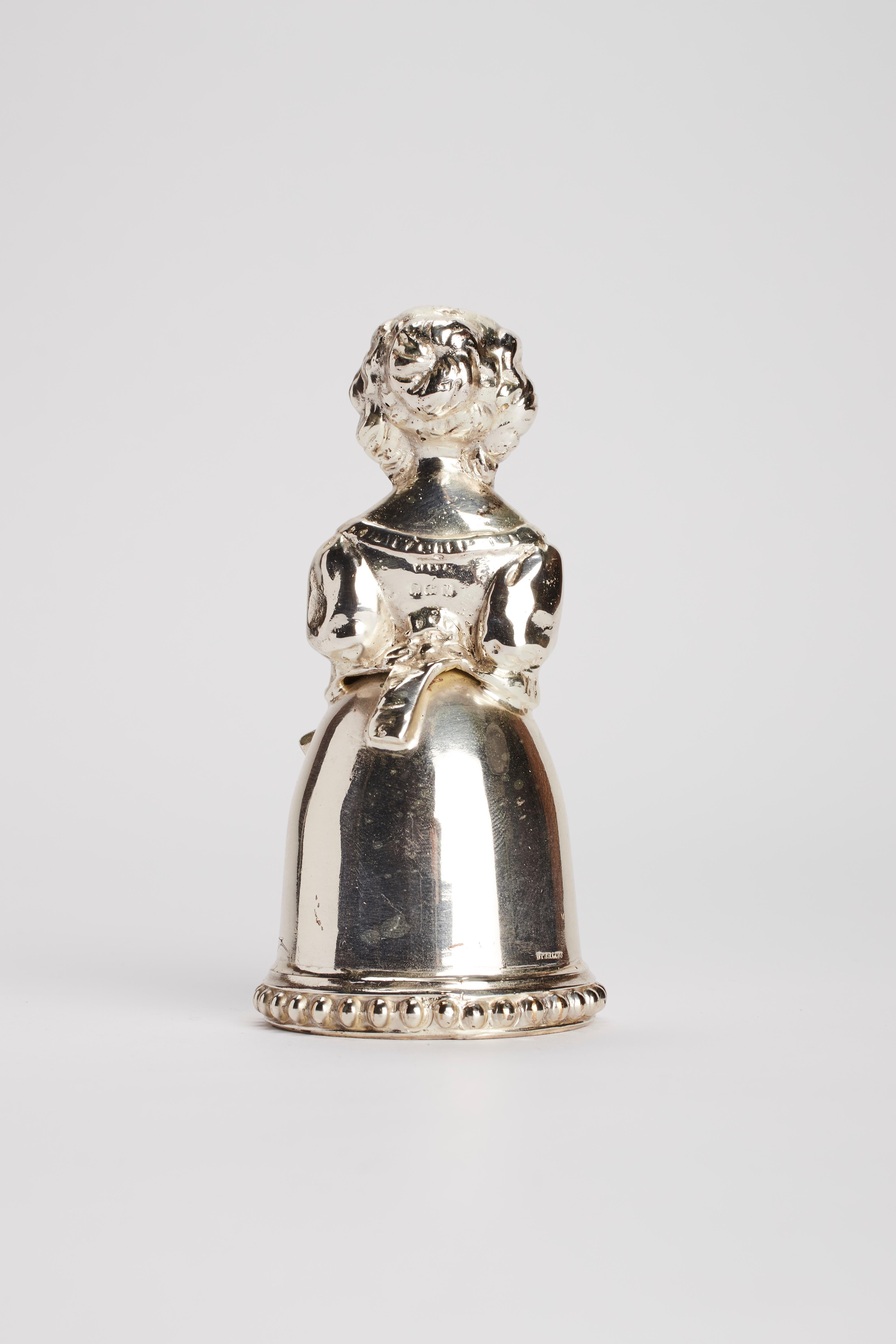 Argento 925 Campana da tavolo in argento sterling, una donna con un ventaglio, USA, fine del XIX secolo. in vendita