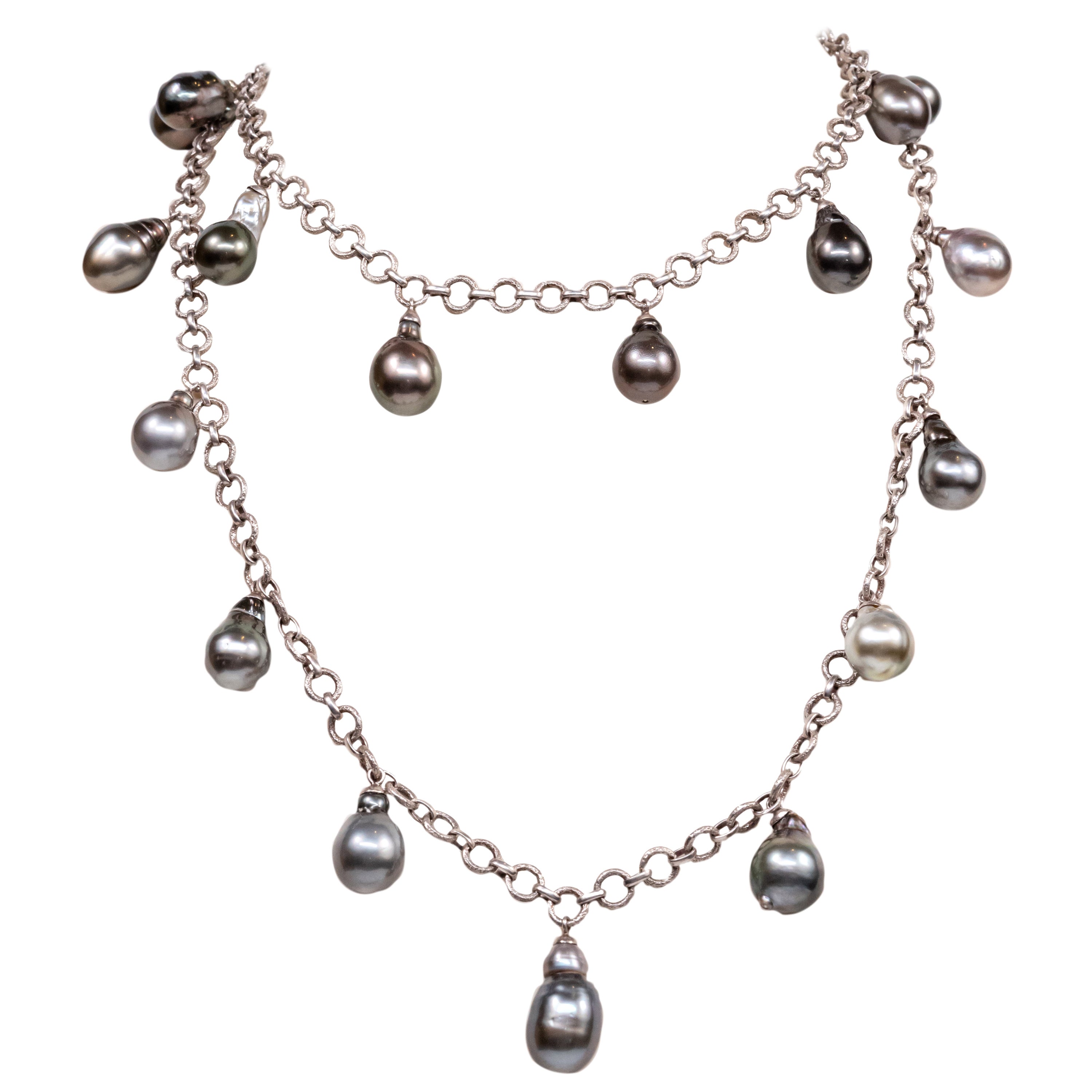 Sterling Silver Tahitian Drop Pearls Chain Necklace For Sale