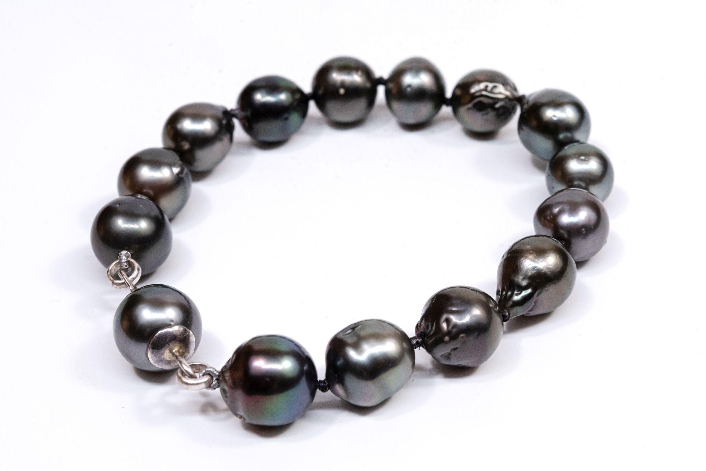 Sterling Silver Tahitian Pearls Beaded Bracelet For Sale 11